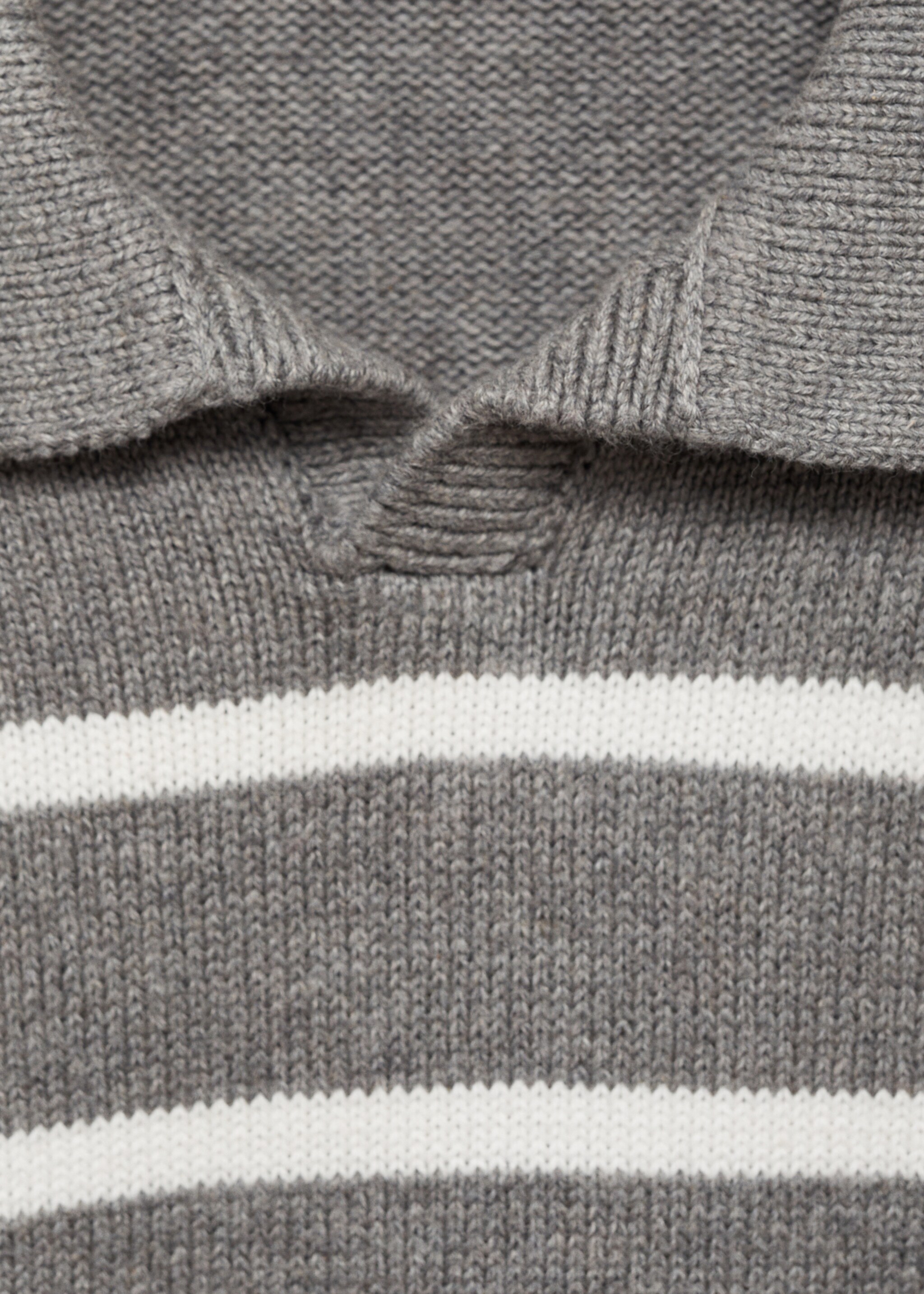 Polo neck sweater - Details of the article 8, Medium Heather Grey. Ref: 77034772-00.