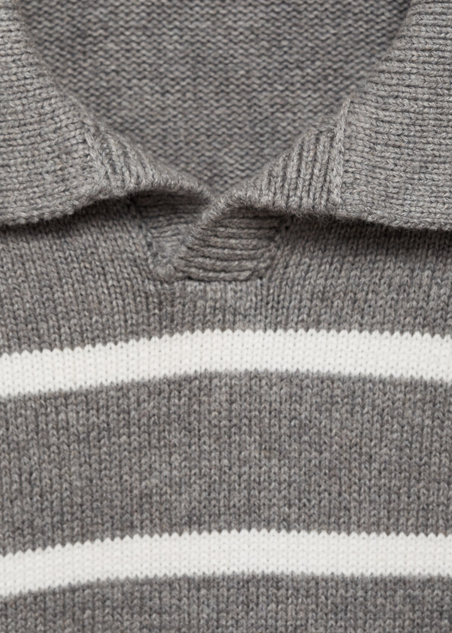 Polo neck sweater - Details of the article 8