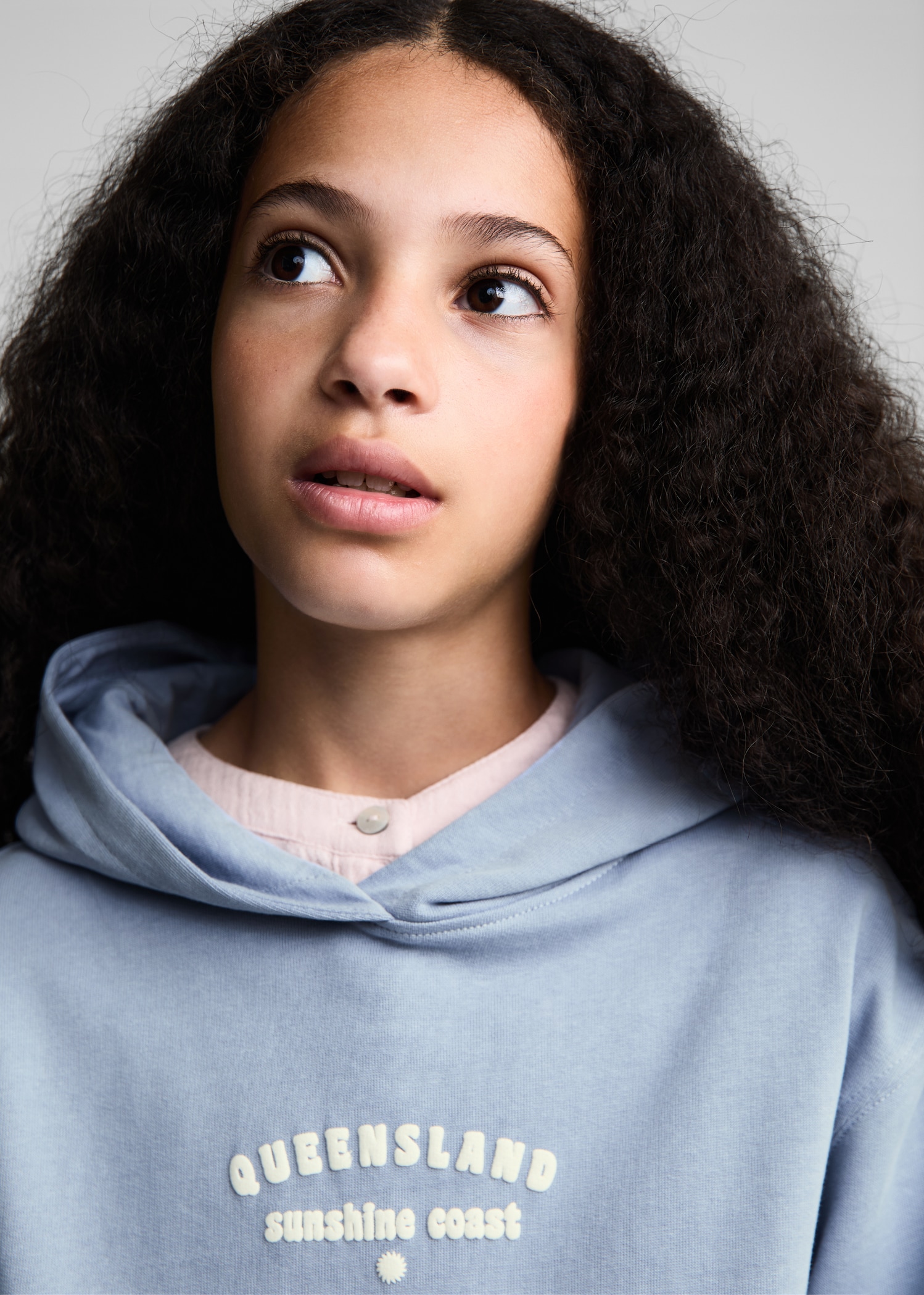 Bébé | Pull à capuche bleu marine à glissière par Moncler Enfant | SSENSE France Bébé | Pull à capuche bleu marine à glissière par Moncler Enfant | SSENSE France