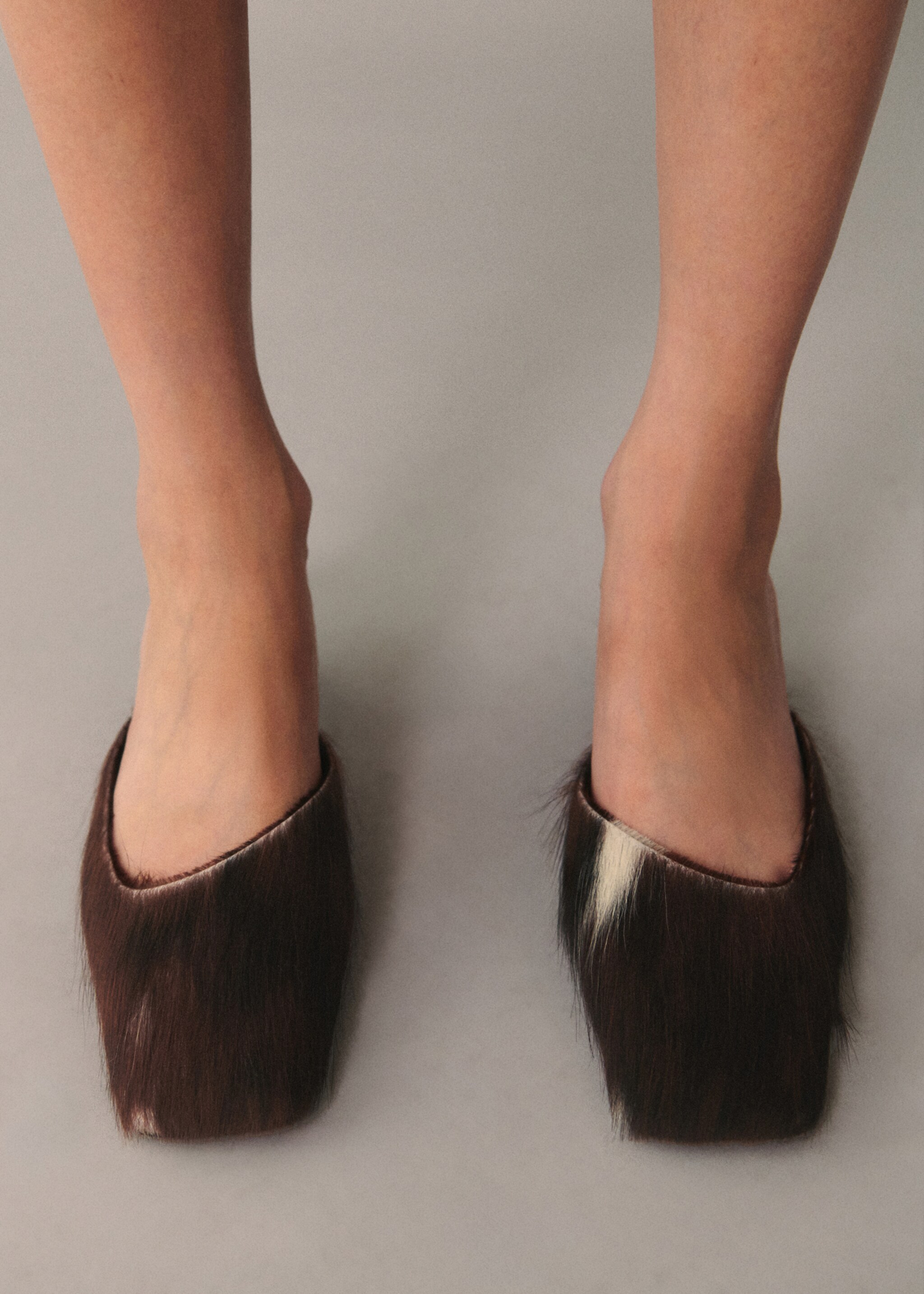 Heeled leather shoes - Details of the article 9, Brown. Ref: 77035153-00.