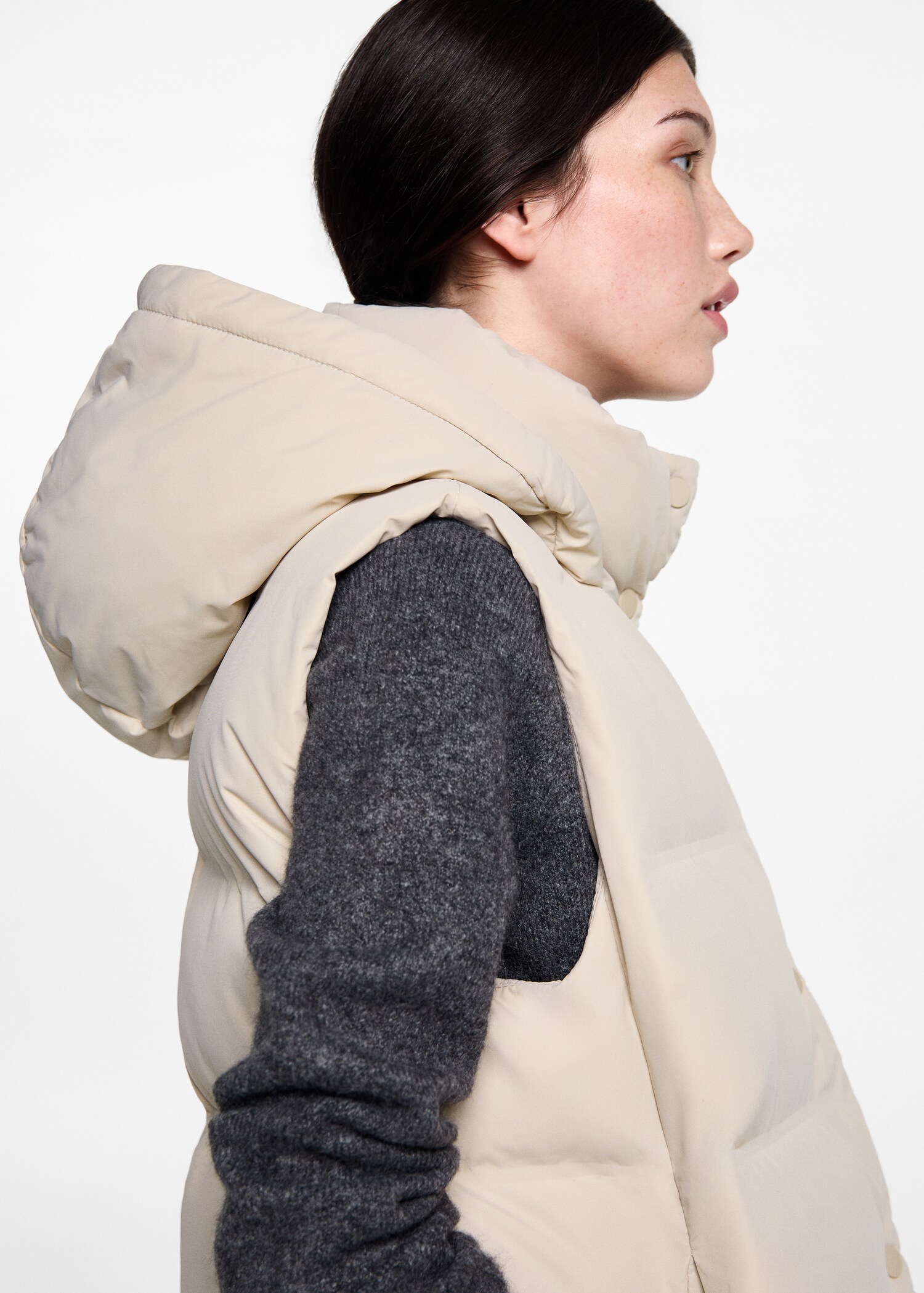 Quilted vest with hood - Details of the article 1