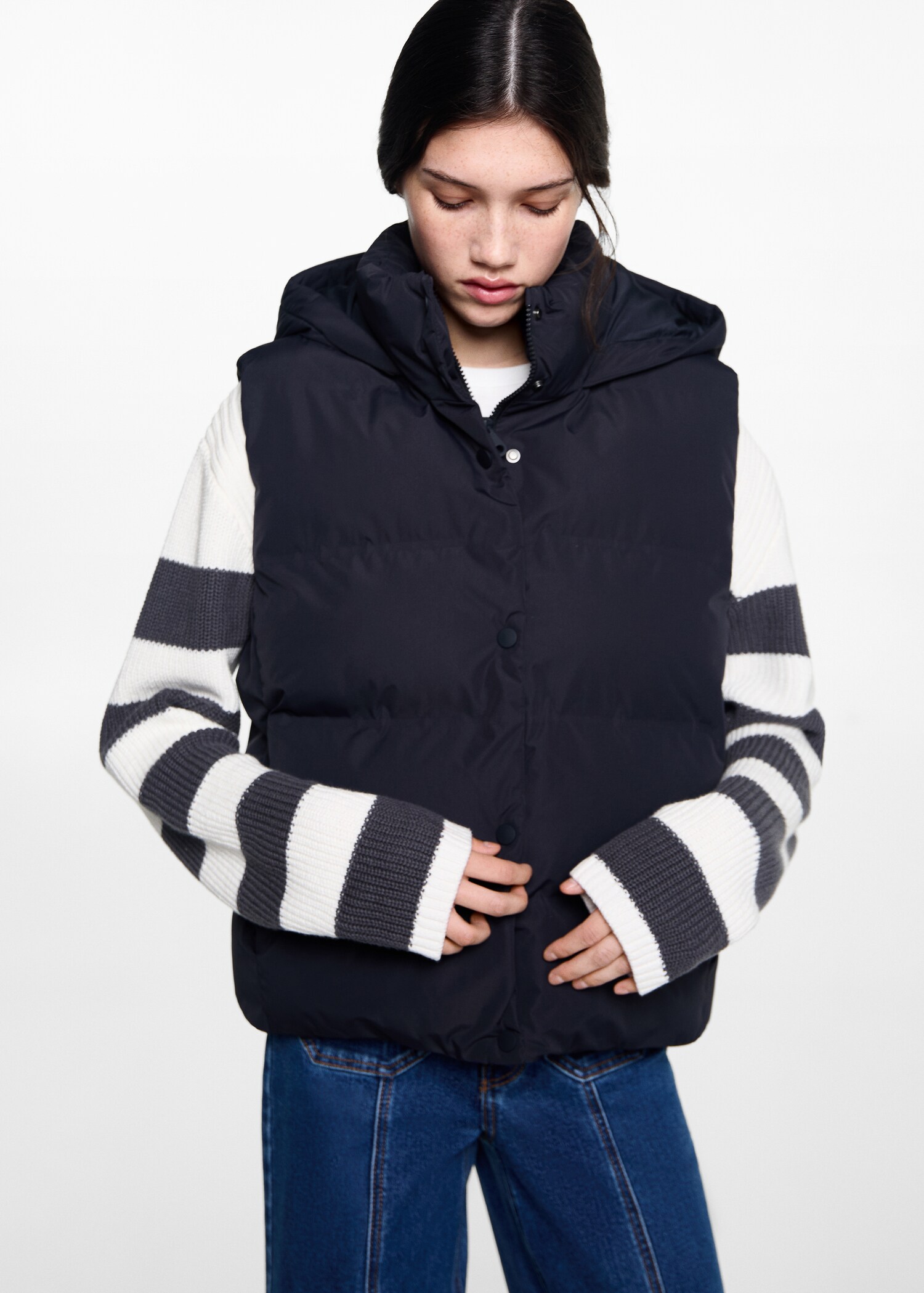 Quilted vest with hood - Medium plane