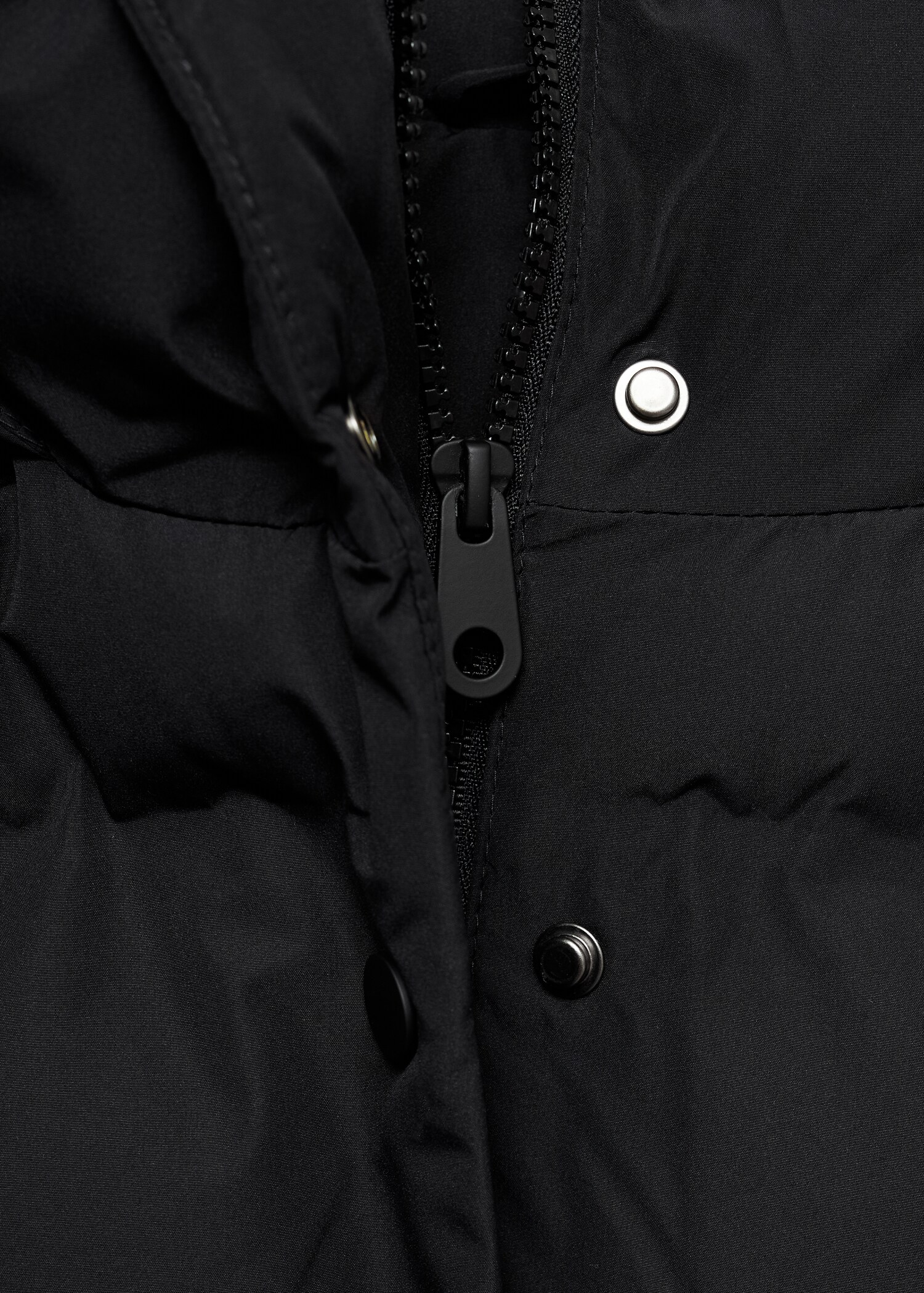 Quilted vest with hood - Details of the article 8