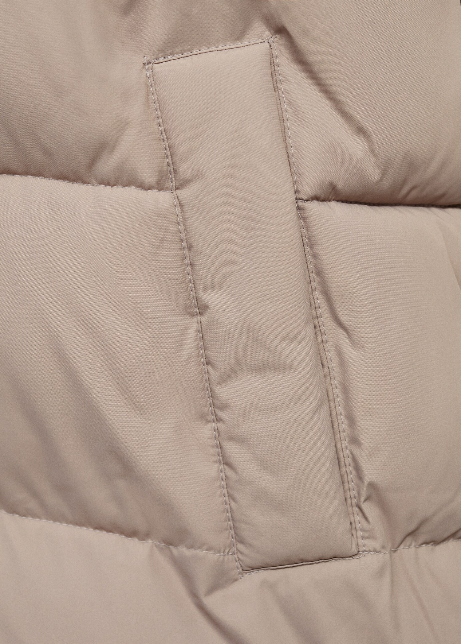 Quilted long coat - Details of the article 0