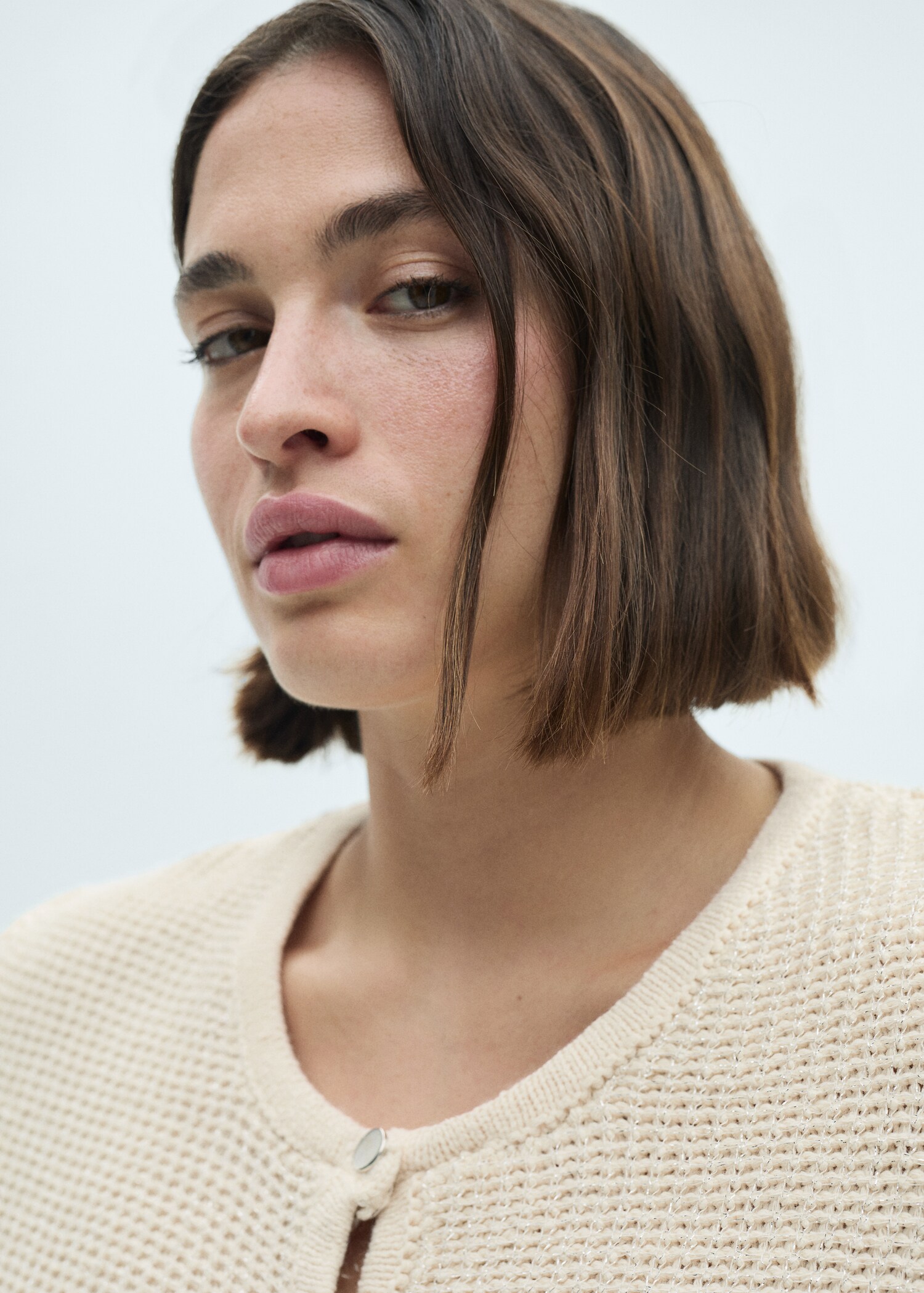 Short-sleeved knitted cardigan - Details of the article 4