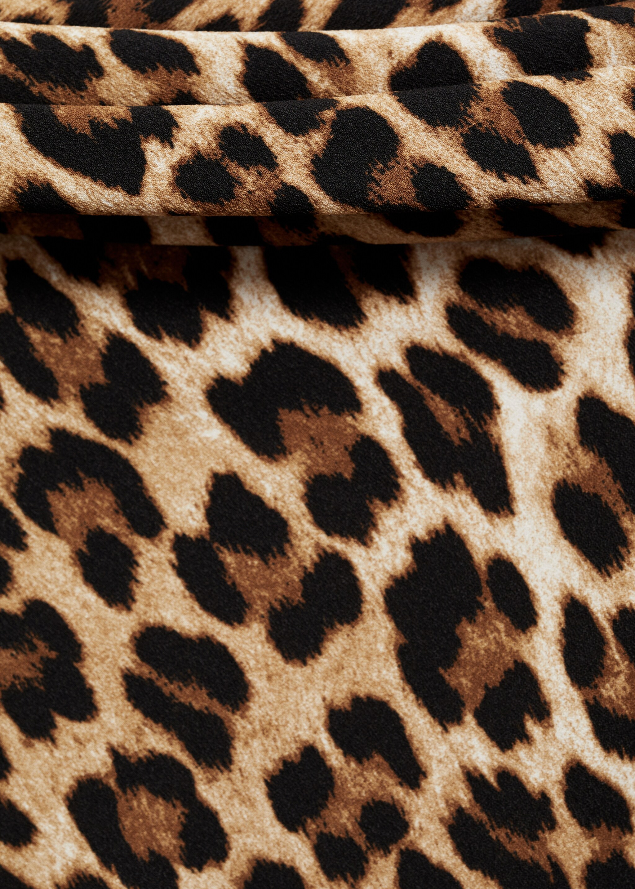Leopard-print off-the-shoulder dress - Details of the article 8, Brown. Ref: 77035673-00.