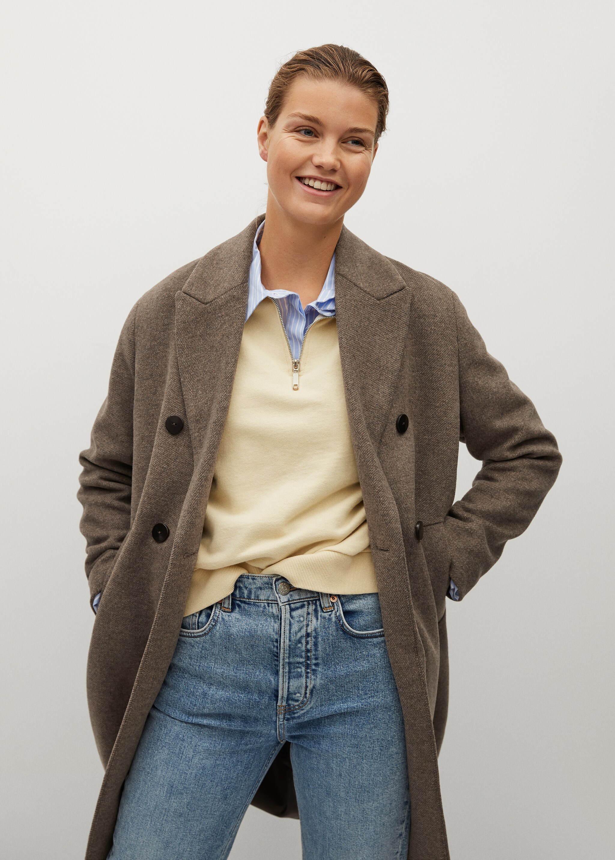 Buttoned wool coat - Medium plane