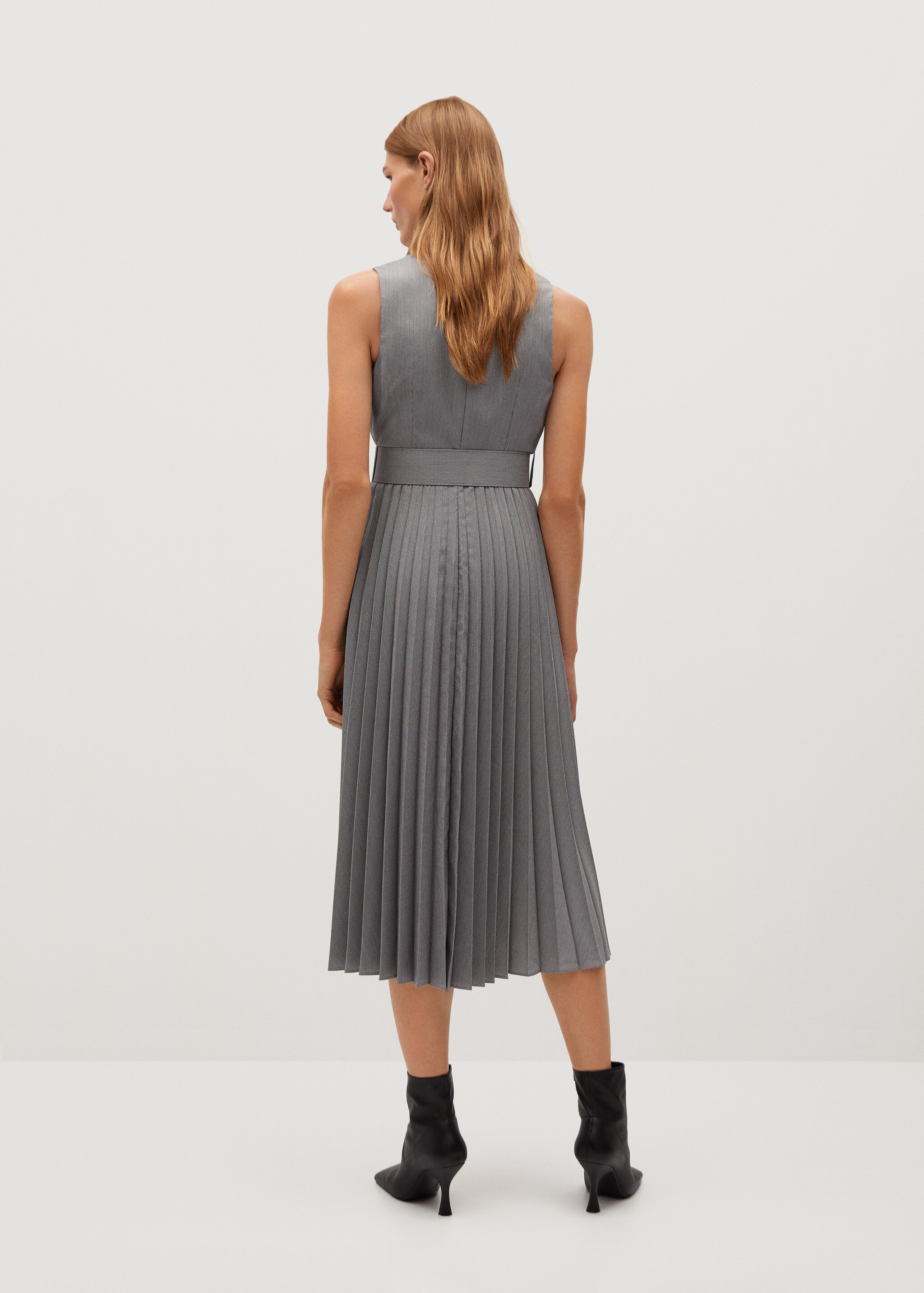 Vestido falda plisada - Reverso del artículo