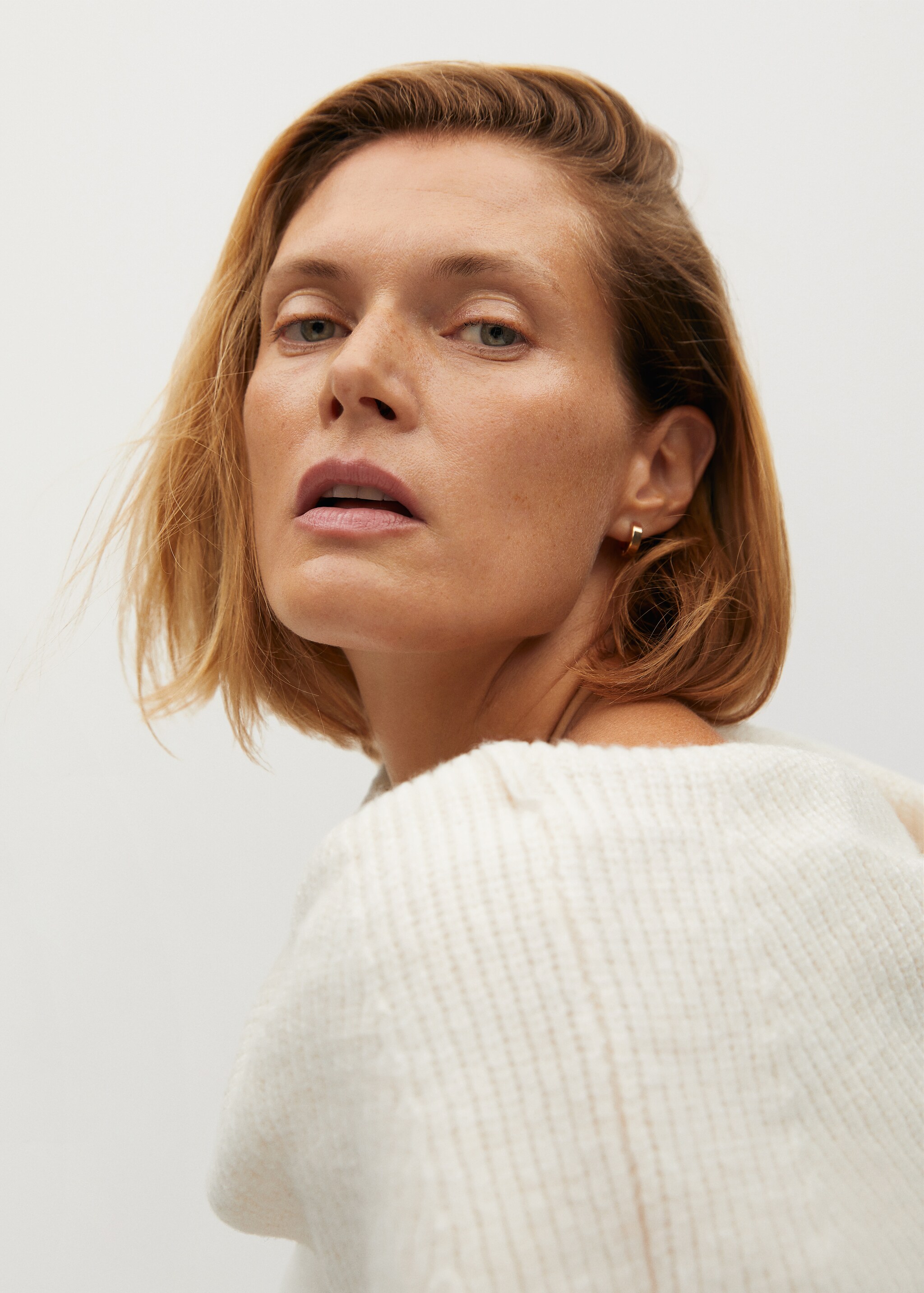 Boat-neck knitted dress - Details of the article 1