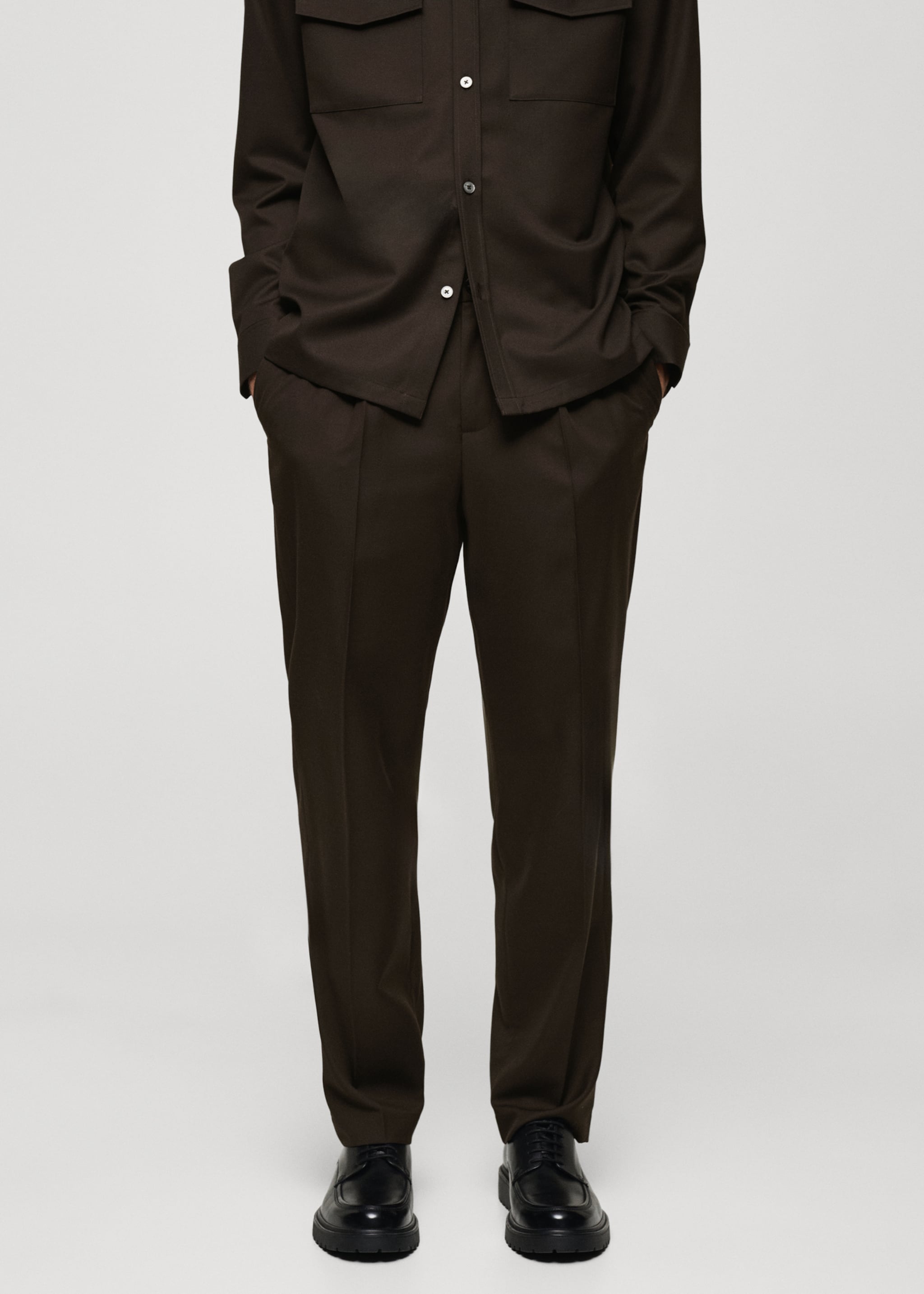 Regular-fit pleated trousers - Medium plane, Chocolate. Ref: 77035965-00.