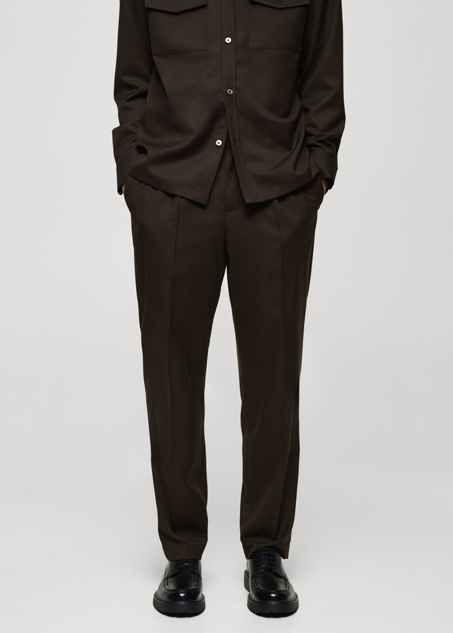 Regular-fit pleated trousers - Medium plane