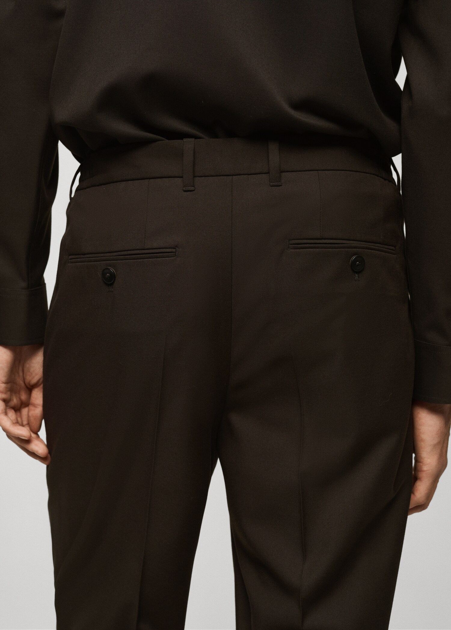 Regular-fit pleated trousers - Details of the article 6