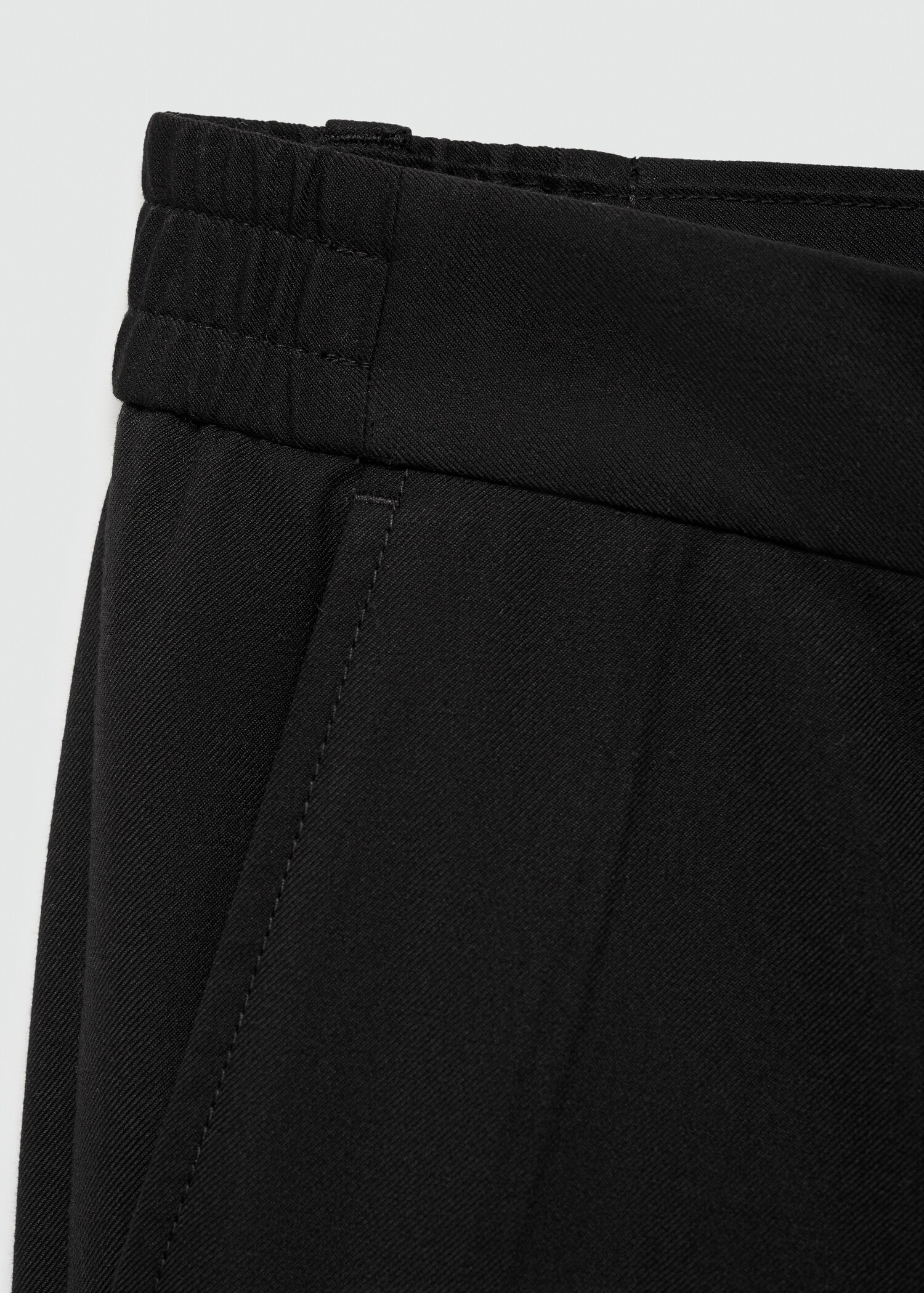 Regular-fit pleated trousers - Details of the article 0