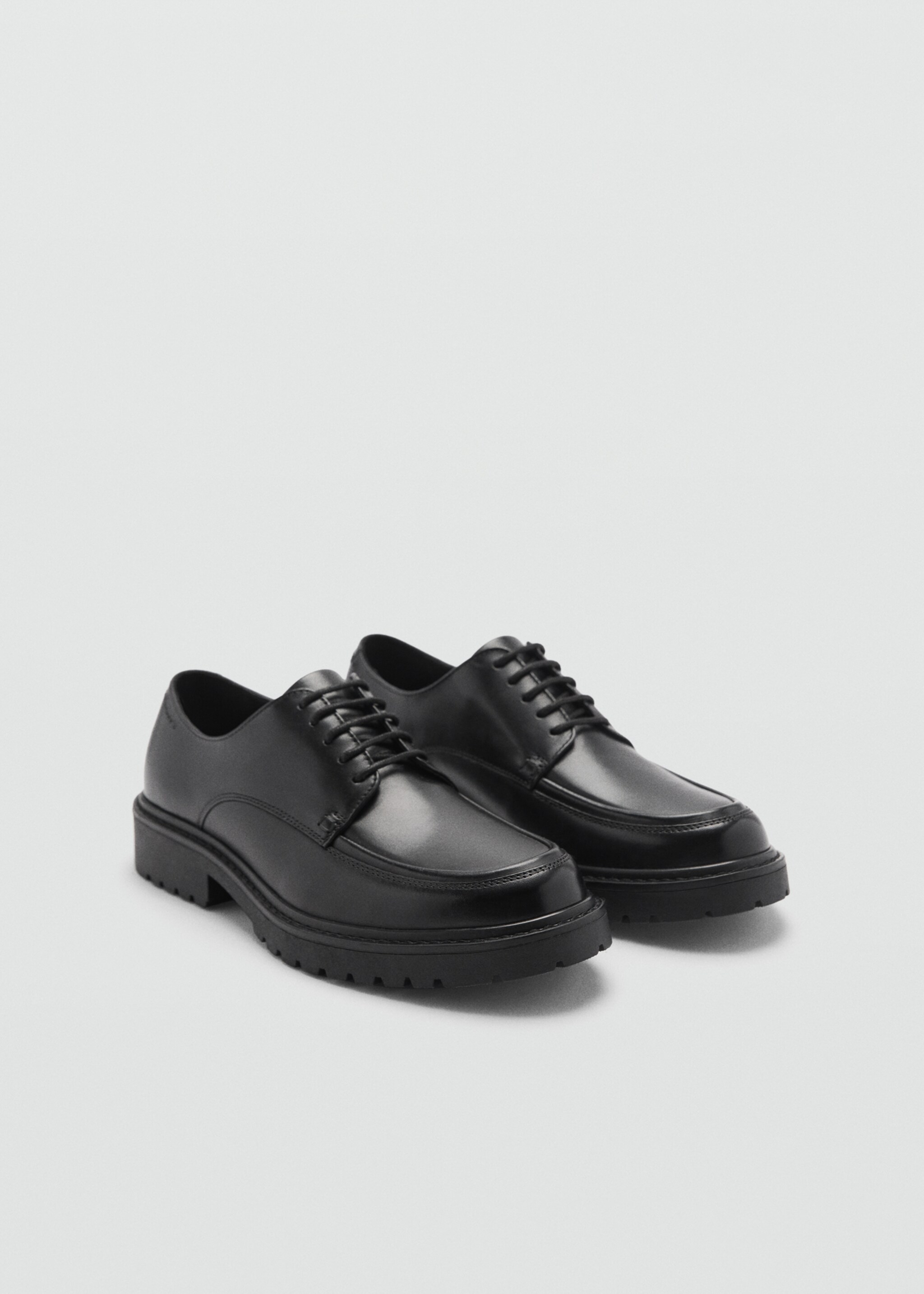 Leather blucher shoes - Medium plane, Black. Ref: 77035978-00.