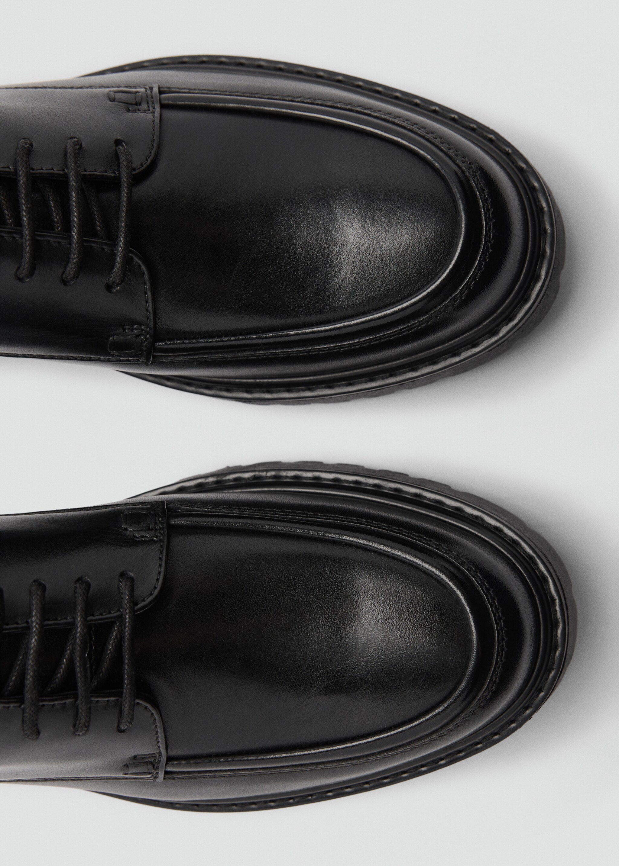 Leather blucher shoes - Details of the article 2, Black. Ref: 77035978-00.