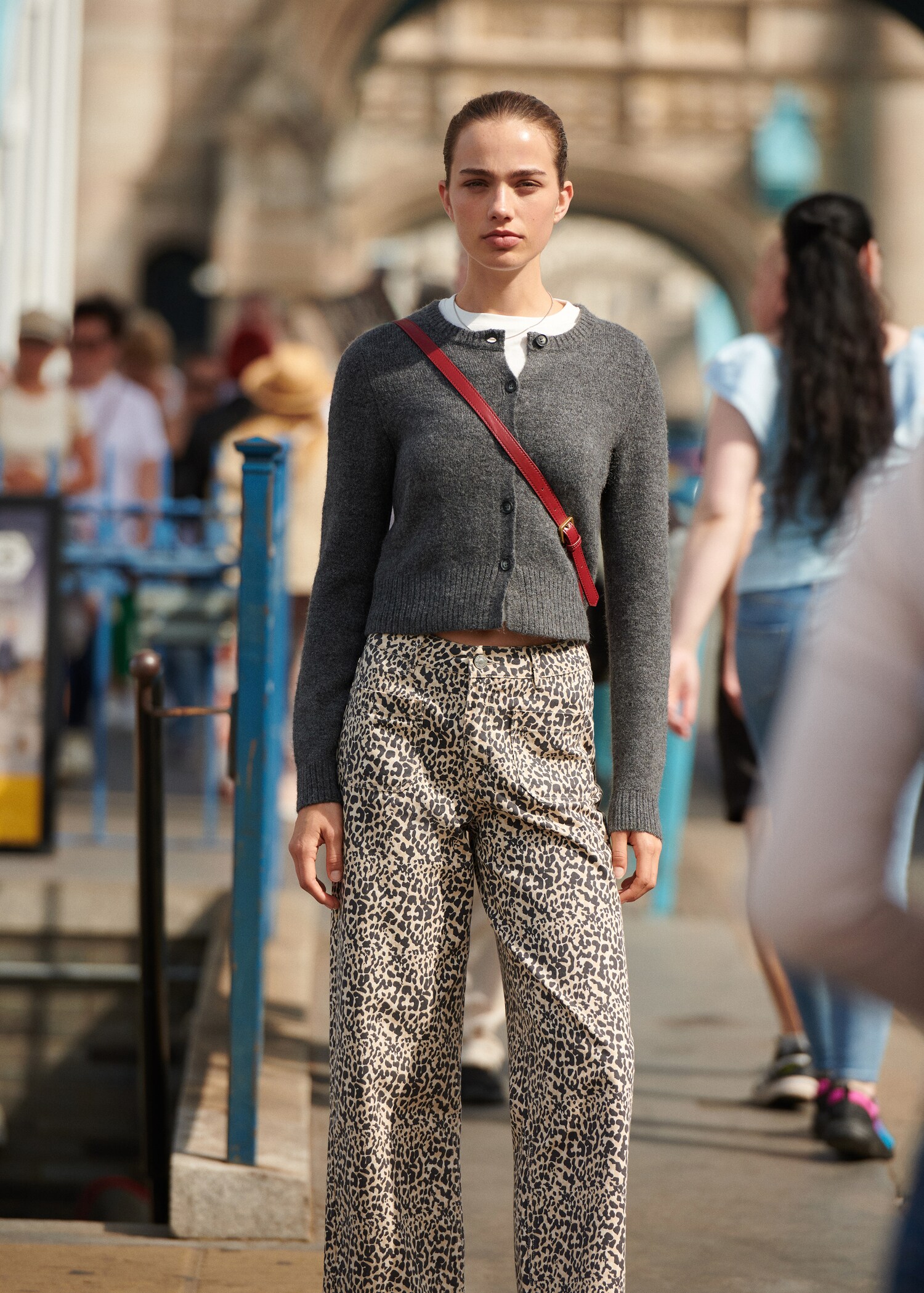 Leopard straight pants - Details of the article 5