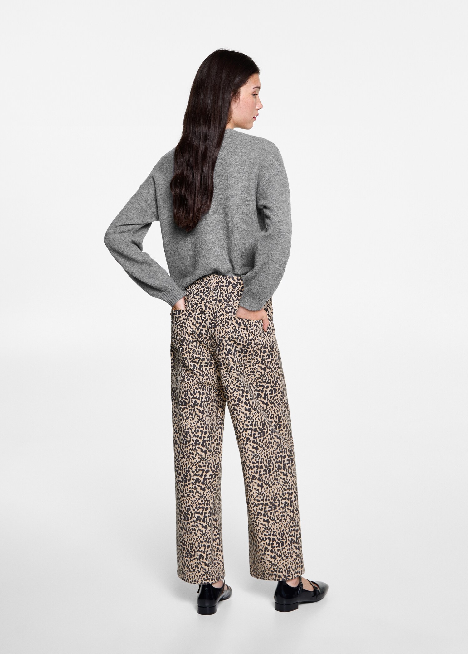 Leopard straight pants - Reverse of the article
