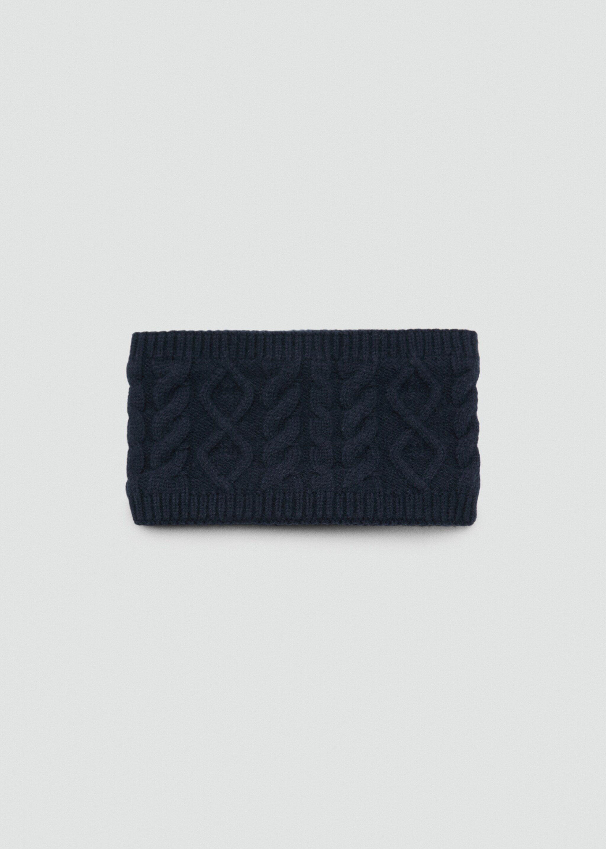 Strickschal mit Zopfmuster - Artikel ohne Model, Dunkles Marineblau. Ref: 77035991-00.