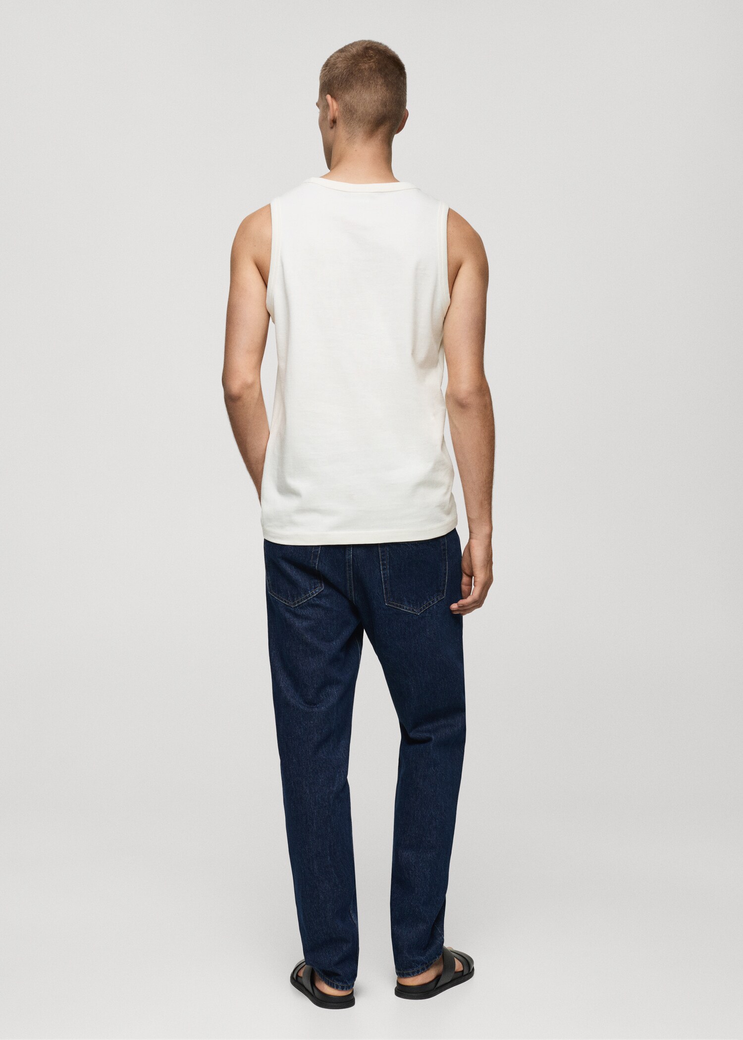 100% cotton tank top - Reverse of the article