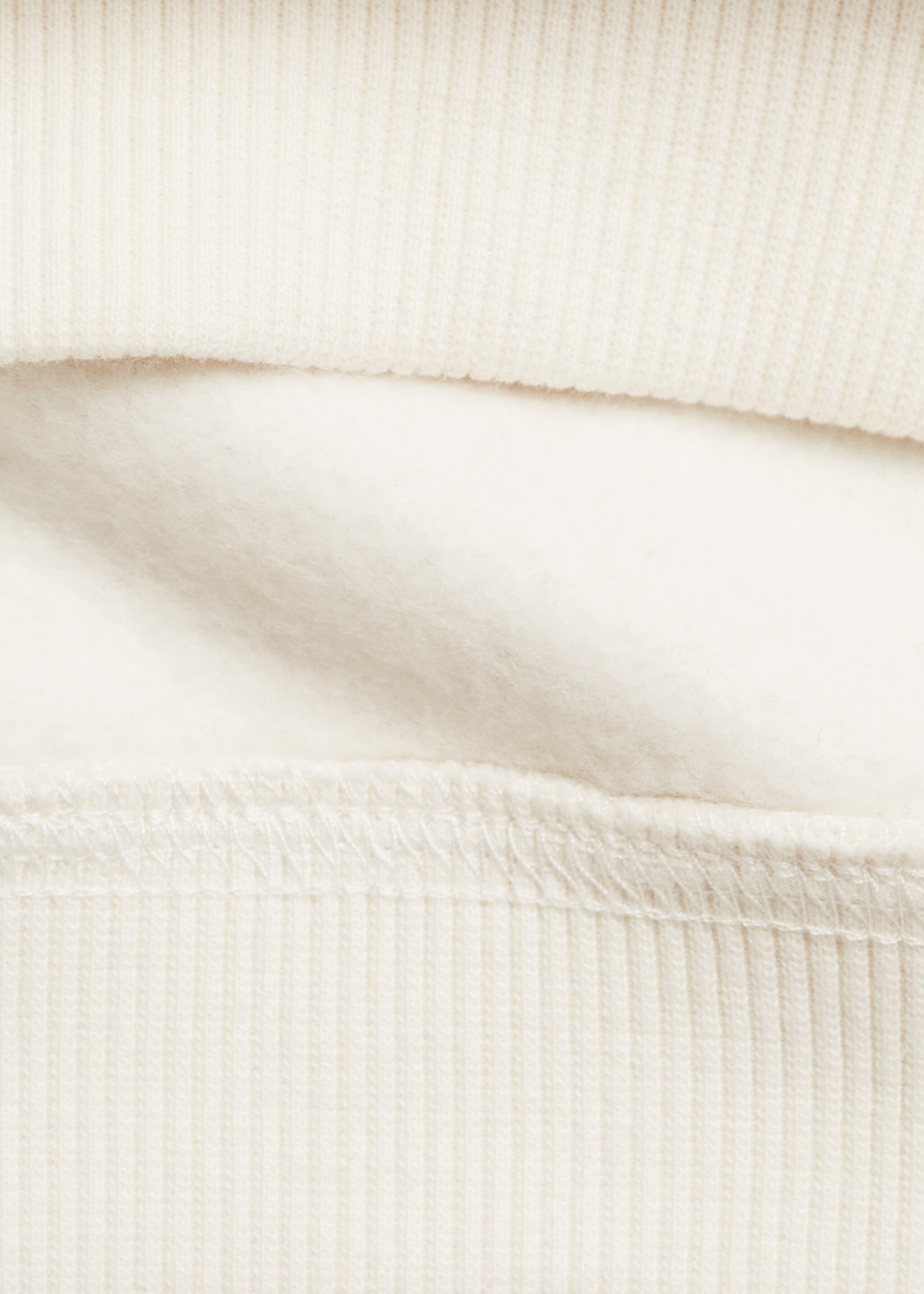 Sweatshirt mit Tiermotiv - Detail des Artikels 0, Cremeweiß. Ref: 77036342-00.