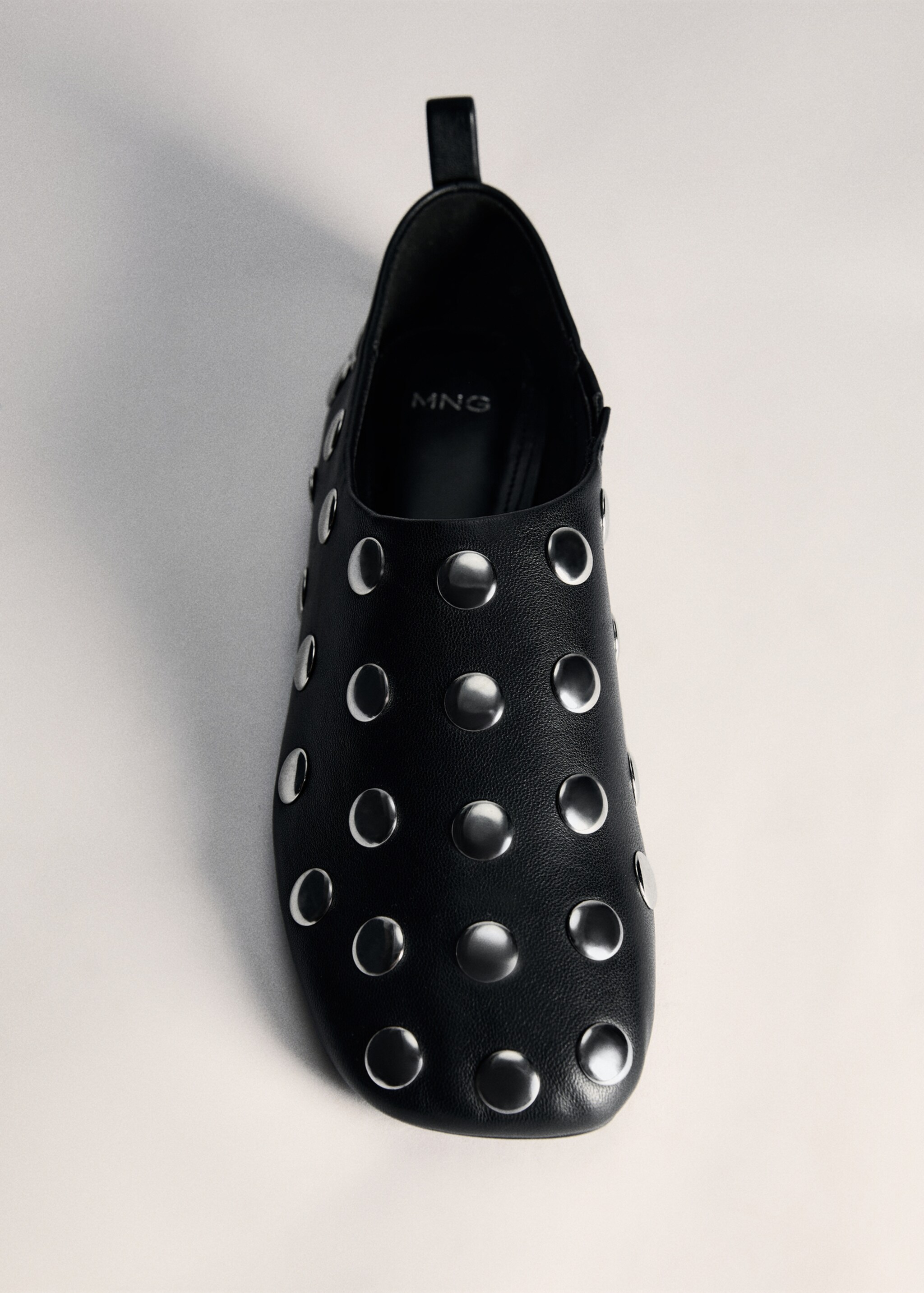 Leren schoenen met studs - Detail van het artikel 5, Zwart. Ref: 77036351-00.