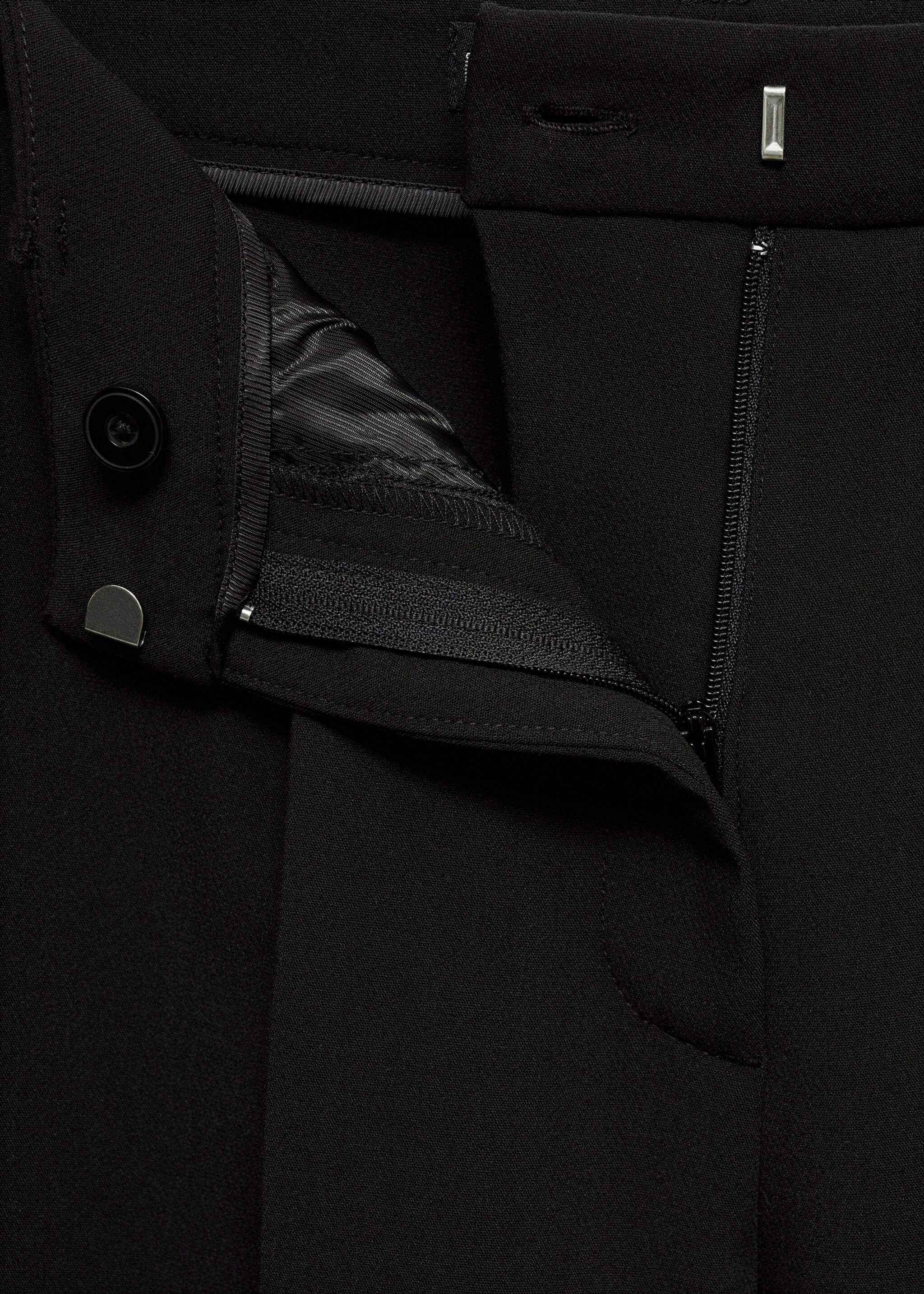Straight-fit pleated trousers - Details of the article 8, Black. Ref: 77036724-00.