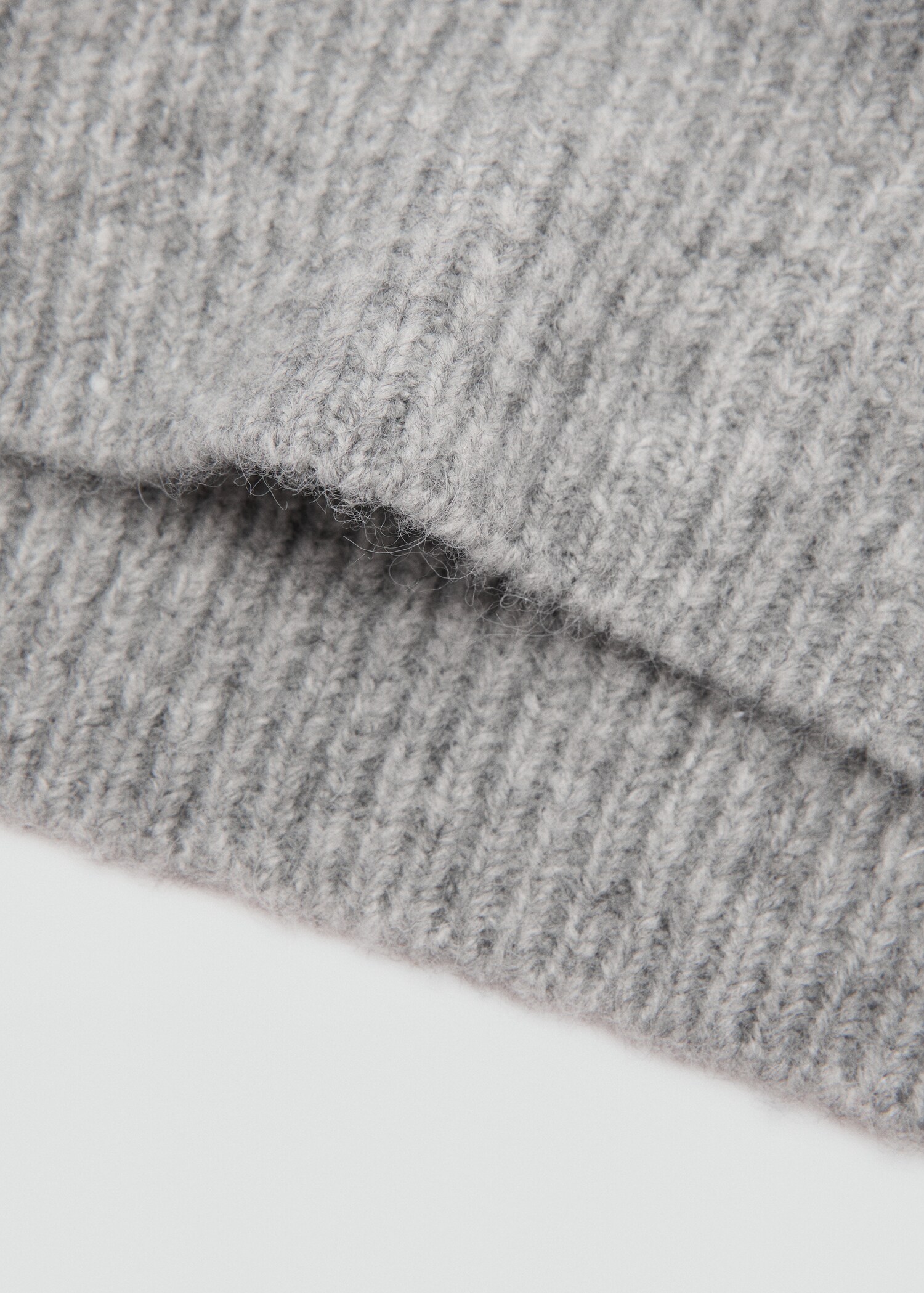 Grob gestrickte Bommelmütze - Detail des Artikels 1
