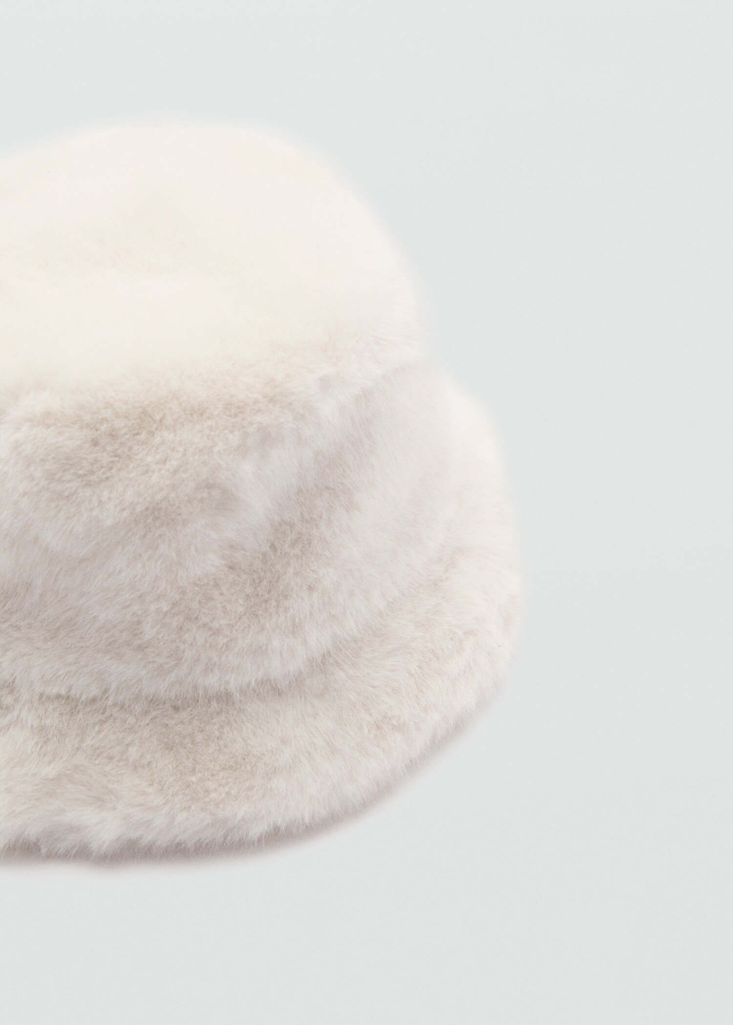 Chapéu de pescador com efeito de pelo - Plano médio