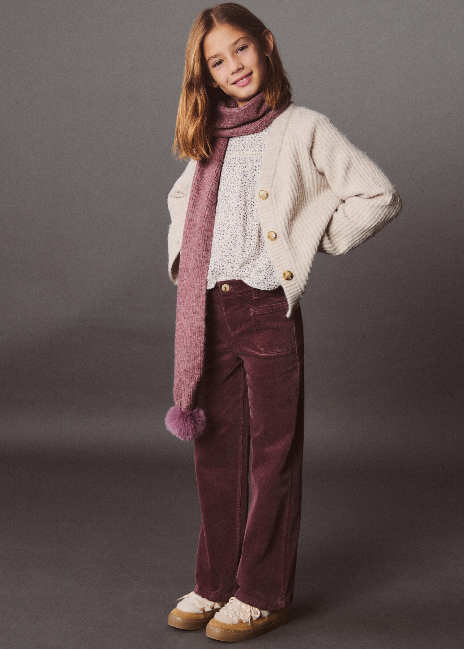 Pompom bicolour knit scarf - Details of the article 5