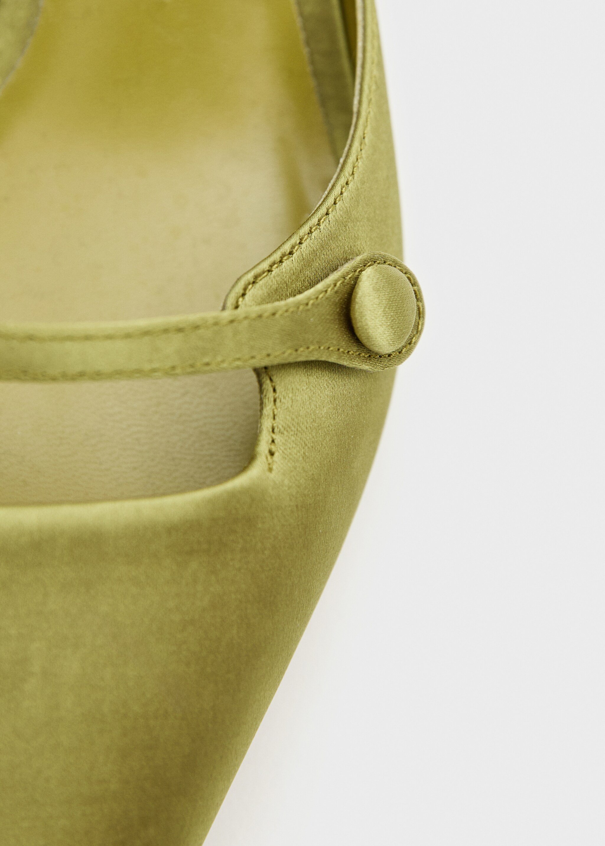 Satin kitten-heel shoes - Details of the article 3, Green. Ref: 77036747-00.
