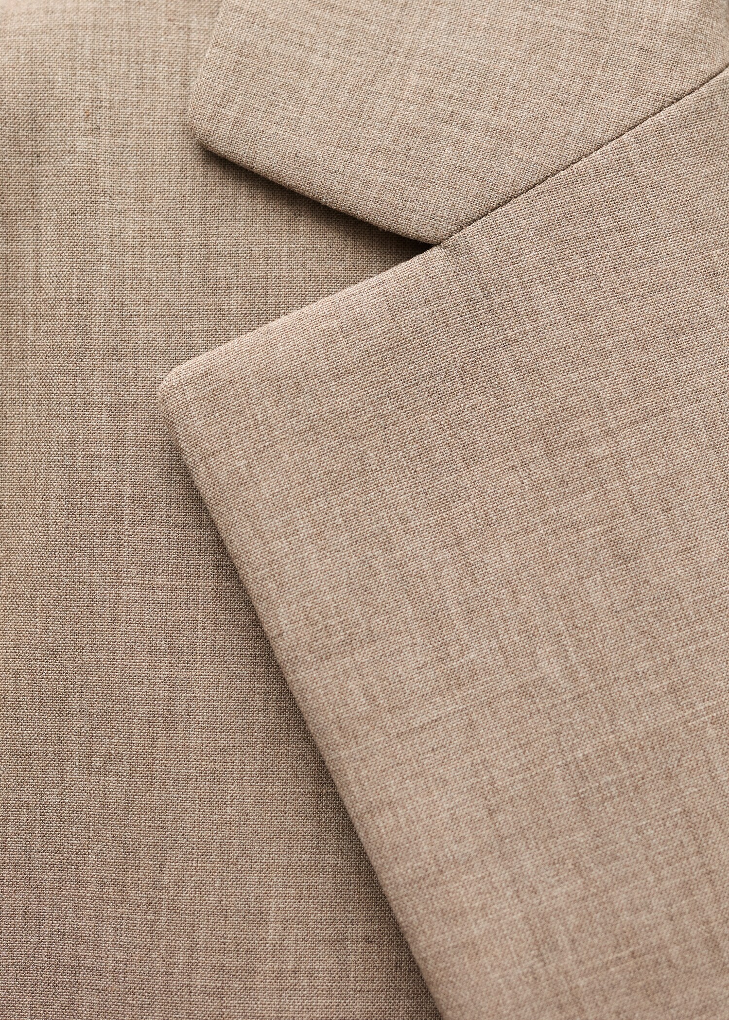 Blazer Anzug aus Wolle - Detail des Artikels 8