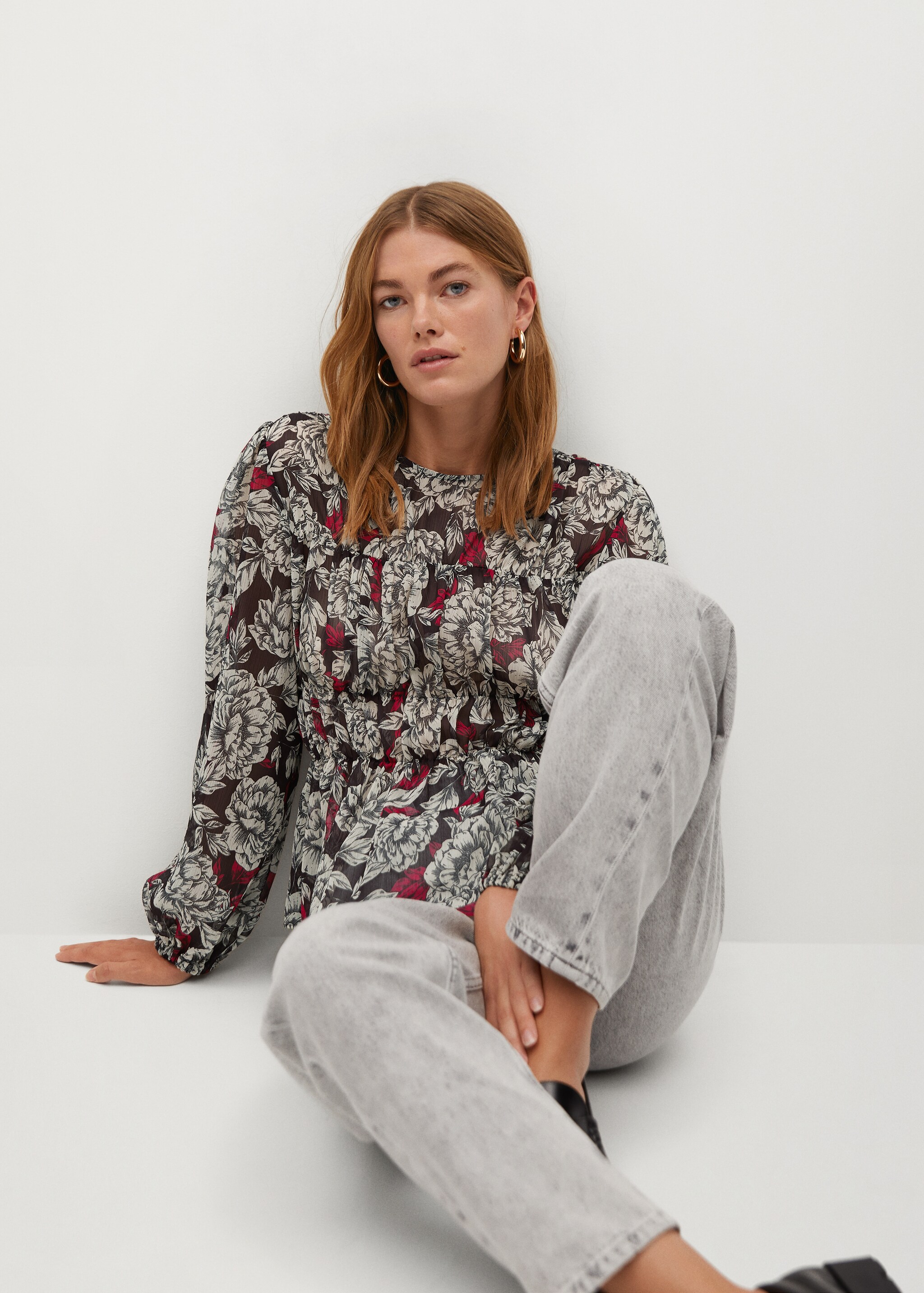 Blusa plisada estampada - Detalle del artículo 2
