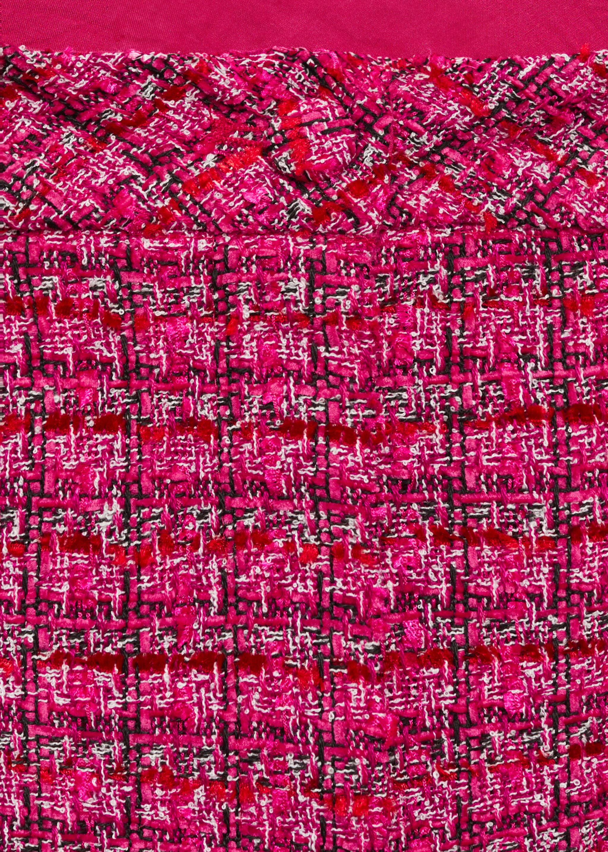 Mid-rise tweed shorts - Details of the article 8, Fuchsia. Ref: 77037648-00.