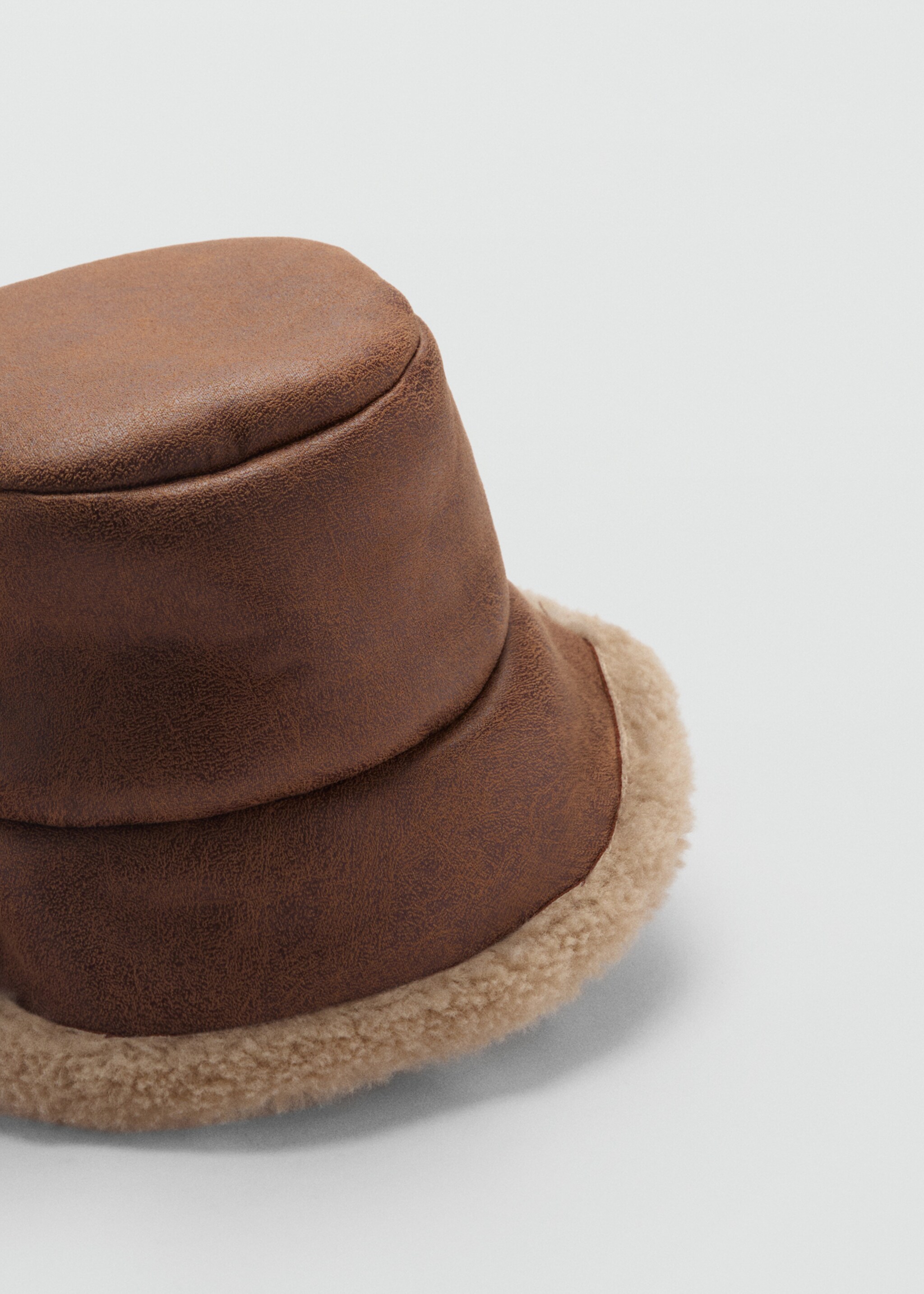Shearling bucket hat - Medium plane, Brown. Ref: 77037652-00.
