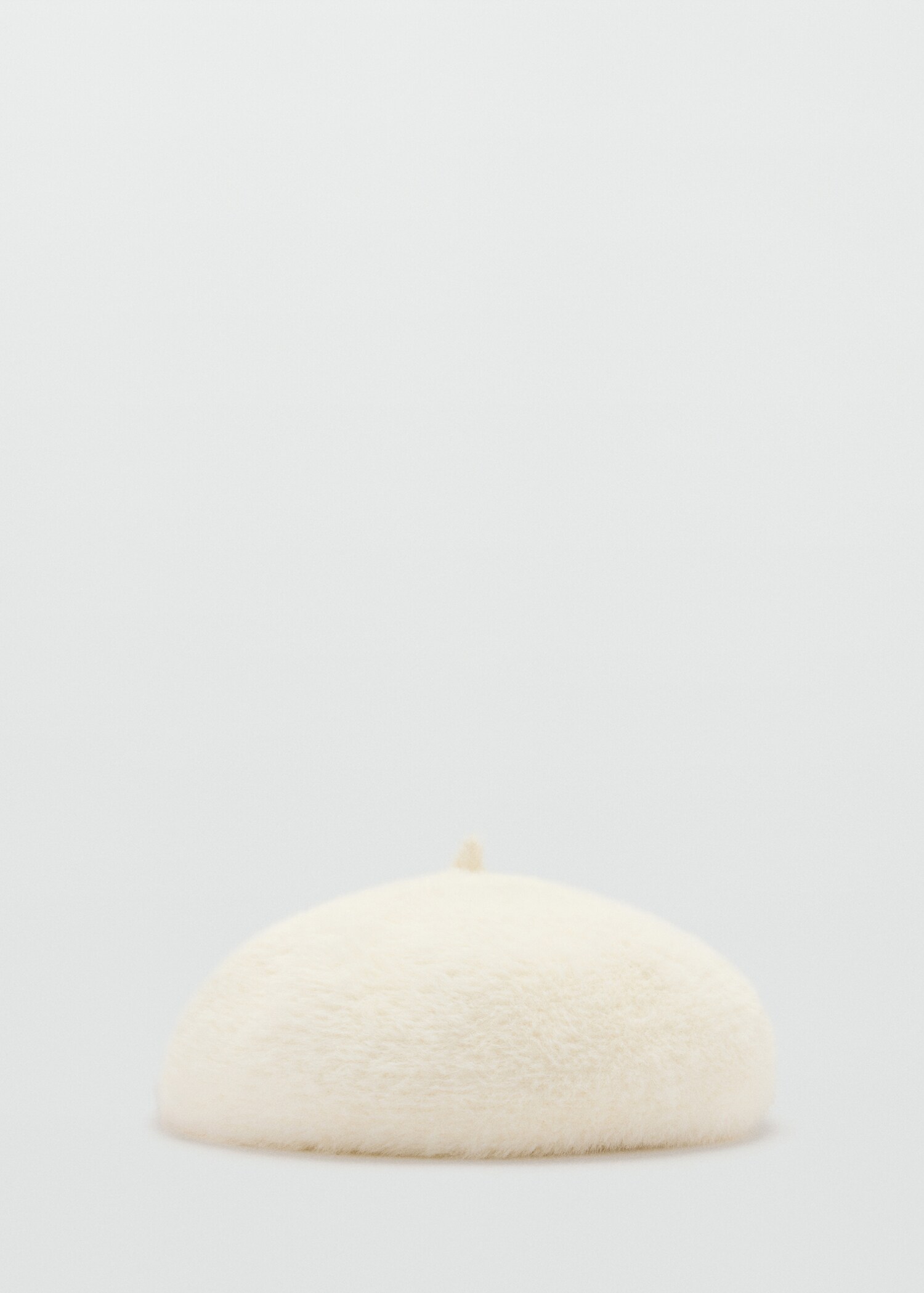 Knitted beret hat - Article without model