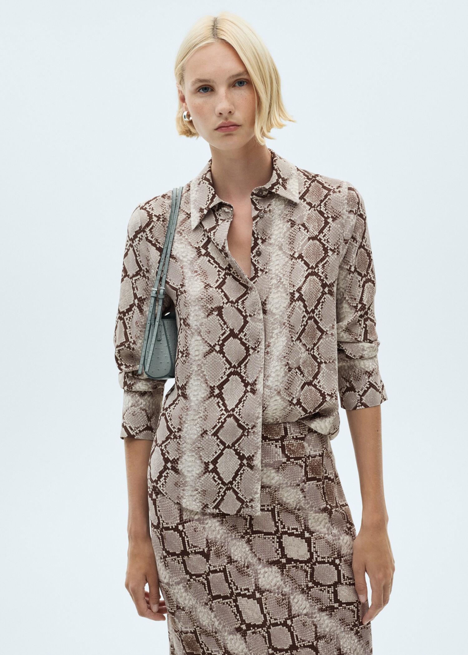 Chemise fluide à imprimé animal - Plan moyen