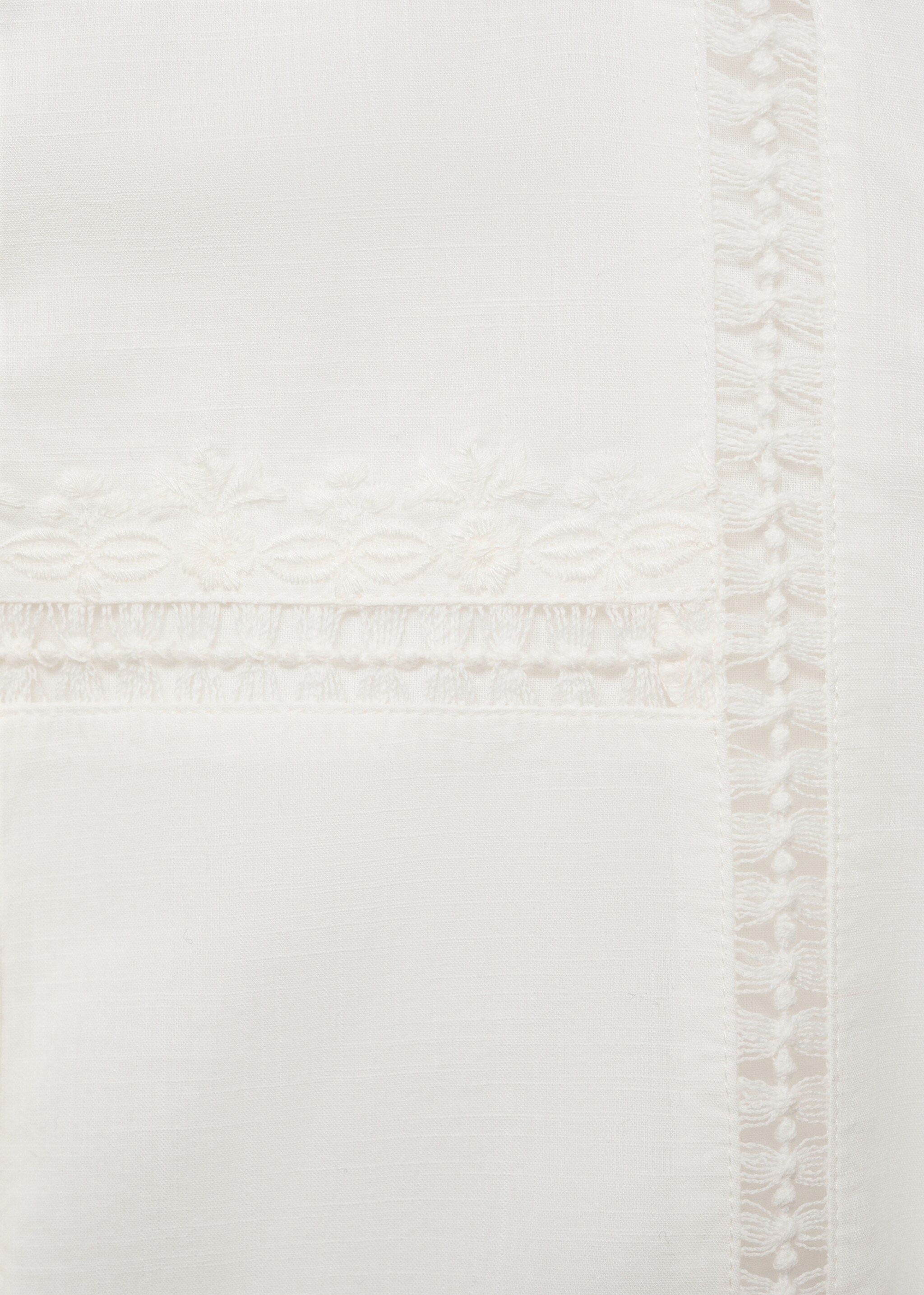 Embroidered details blouse - Details of the article 0