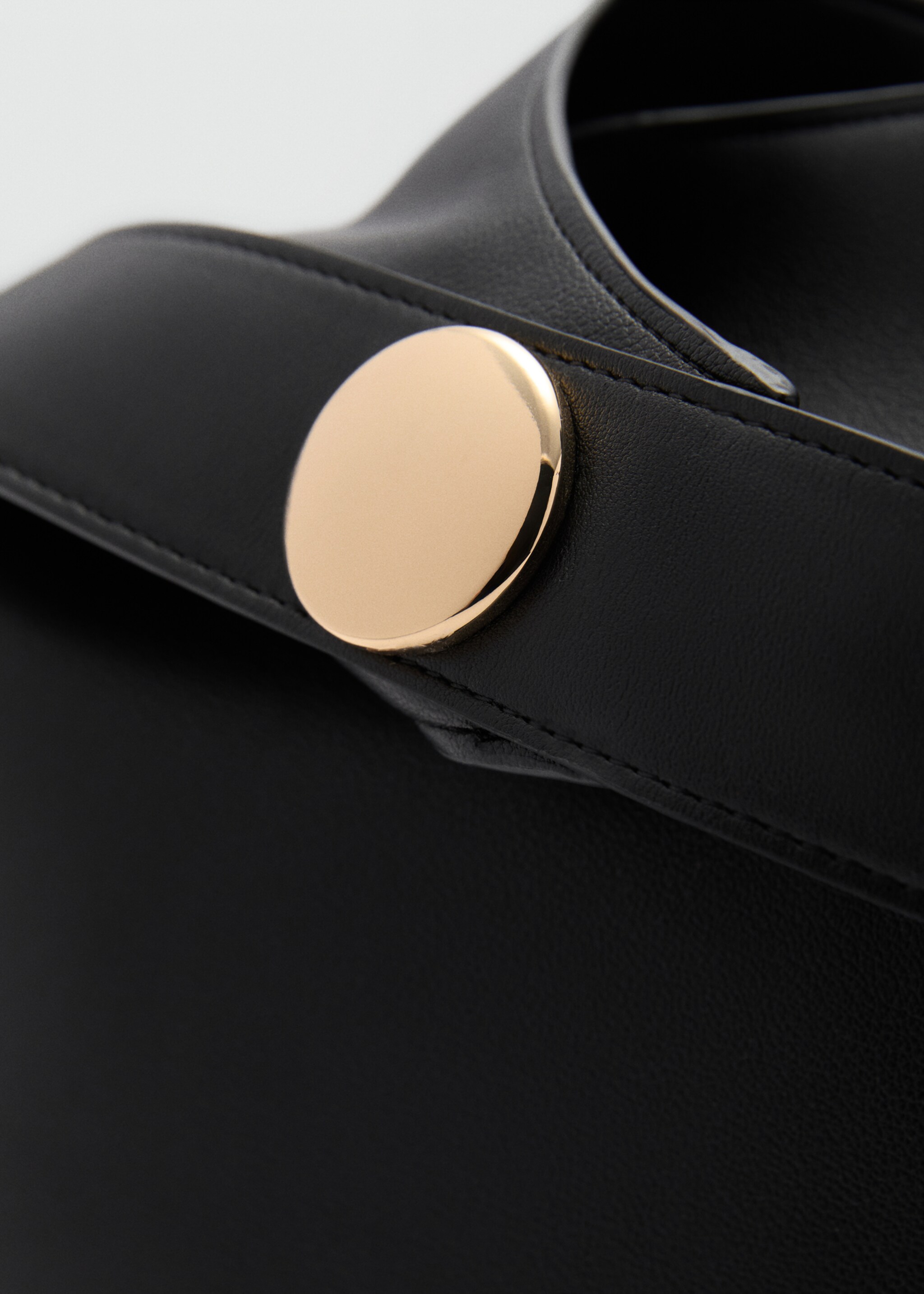 Shopper bag with metallic detail - Details of the article 2, Black. Ref: 77037685-00.