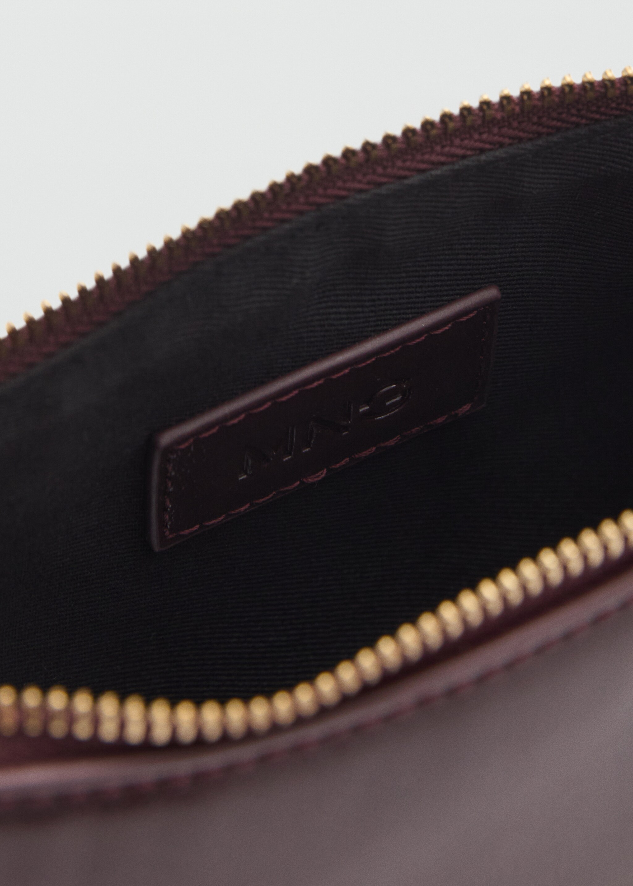 Bolso doble asa cadena - Detalle del artículo 3, Burdeos. Ref: 77037688-00.