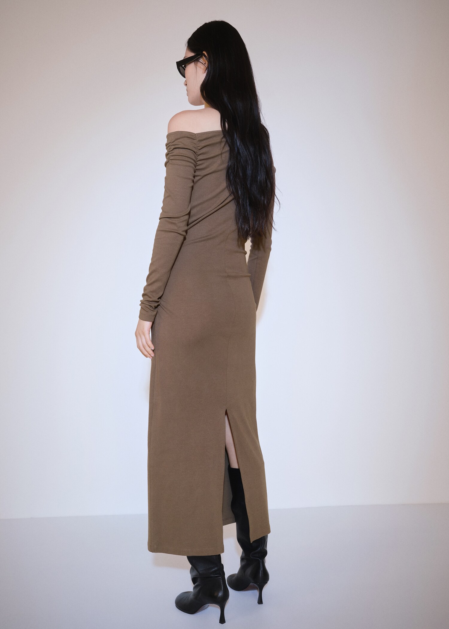 Vestit asimètric obertura - Revers de l'article