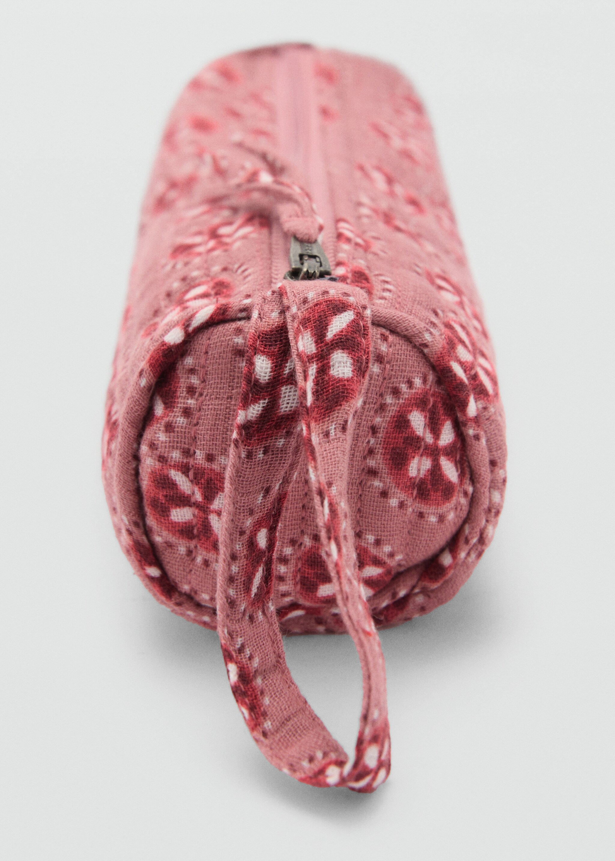Etui mit Blumenprint - Detail des Artikels 1