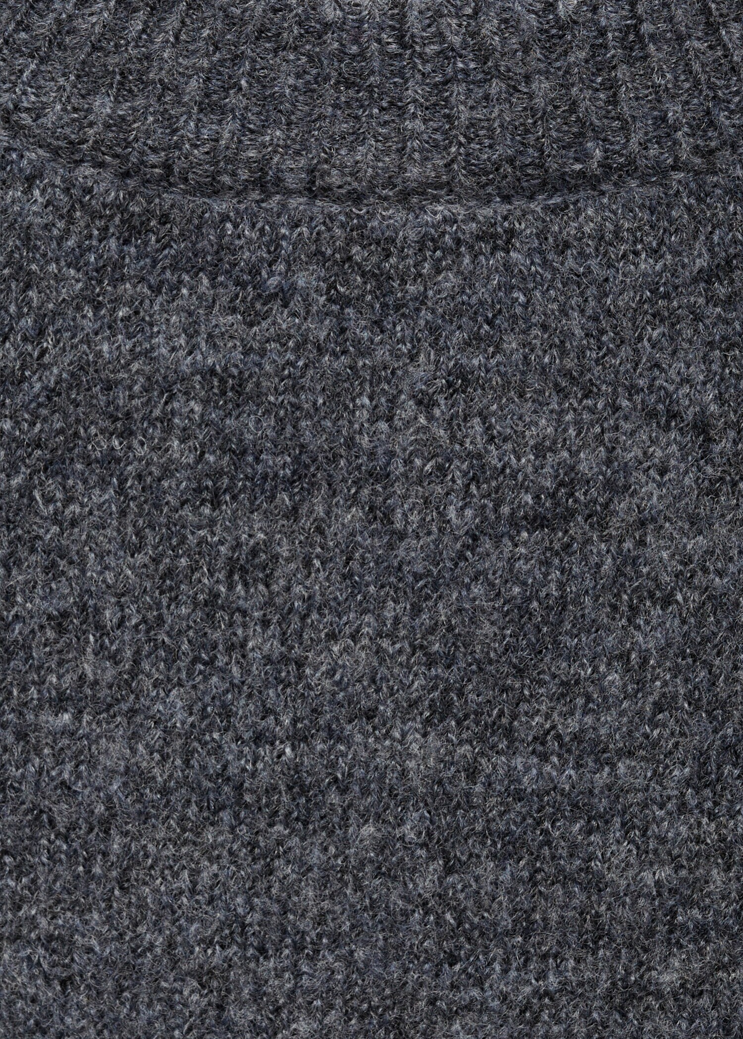 Knitted shift dress - Details of the article 8