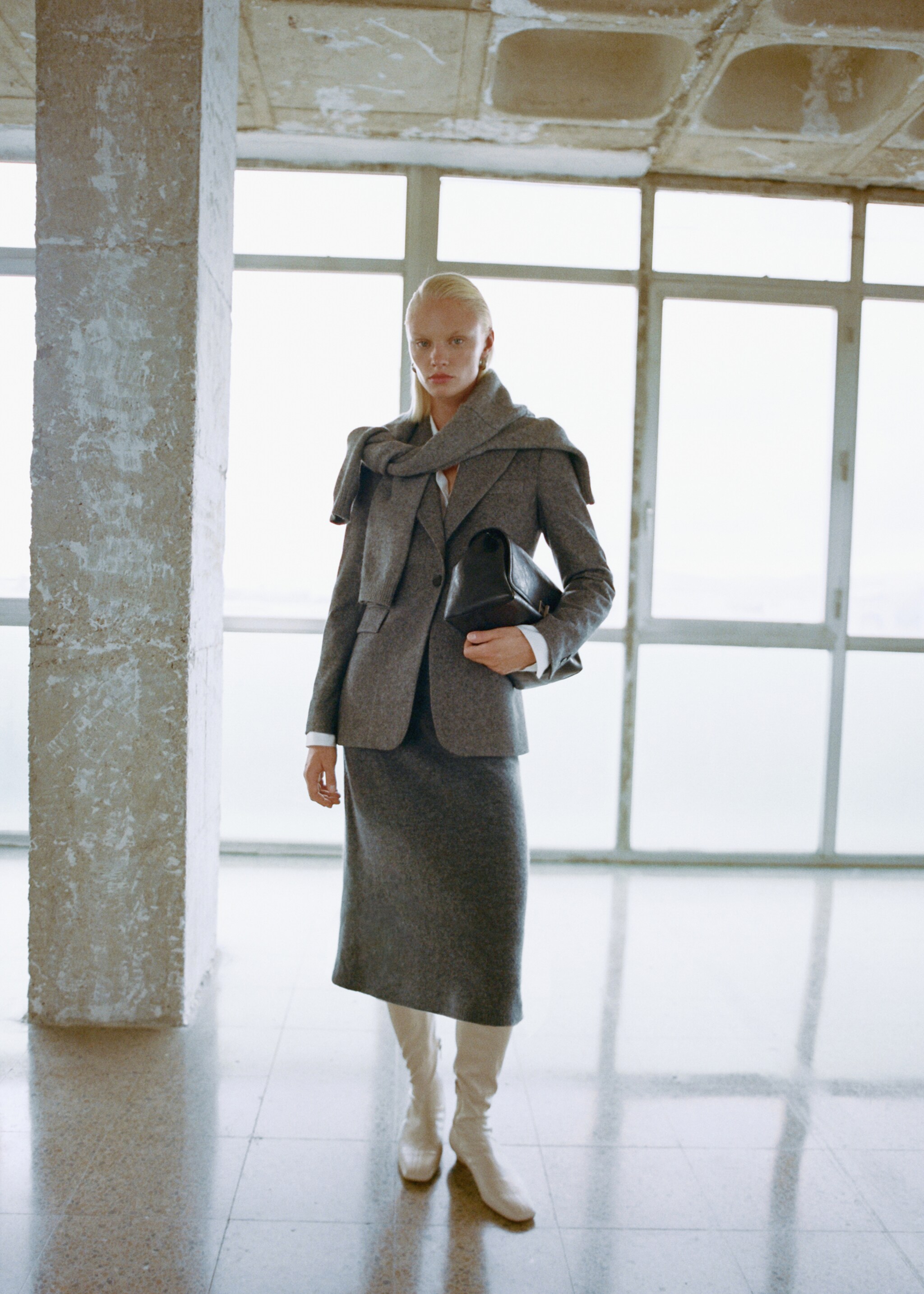 Flecked wool-blend suit blazer - Details of the article 6, Black. Ref: 77037720-00.
