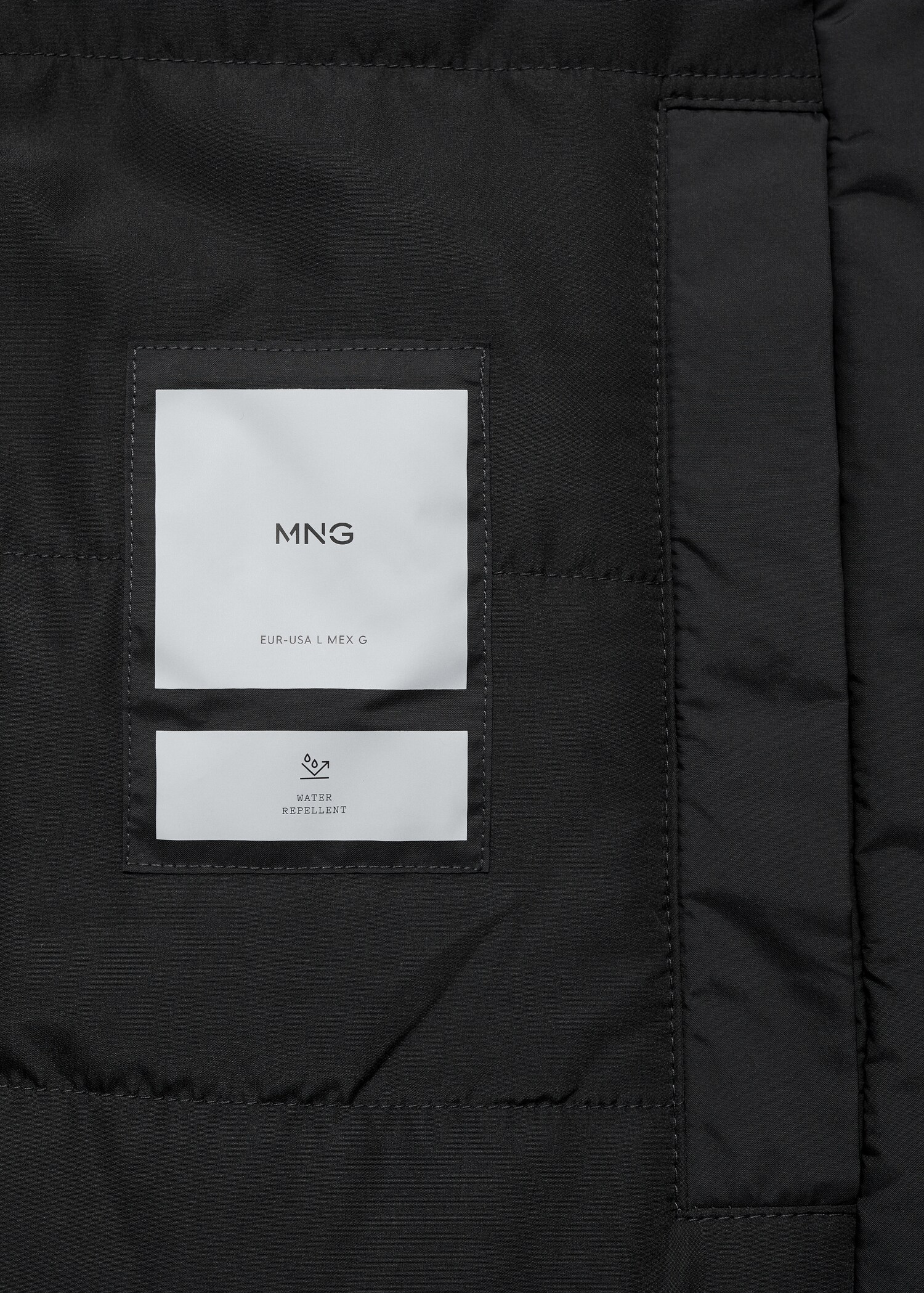 Water-repellent quilted parka - Details of the article 0