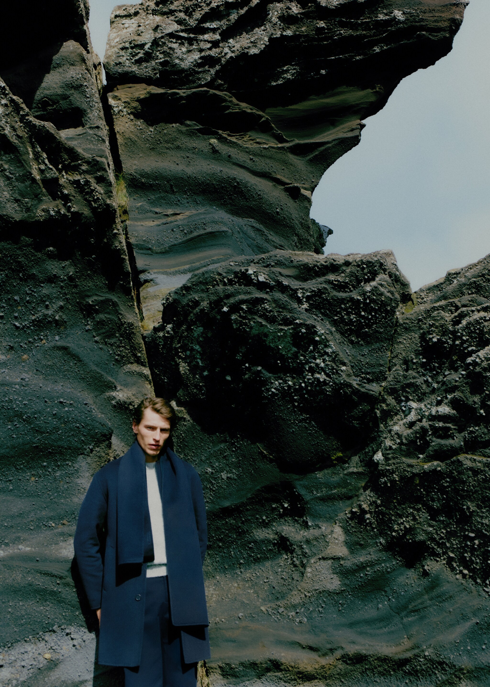 Handmade wool coat - Details of the article 3, Dark Navy. Ref: 77037913-00.