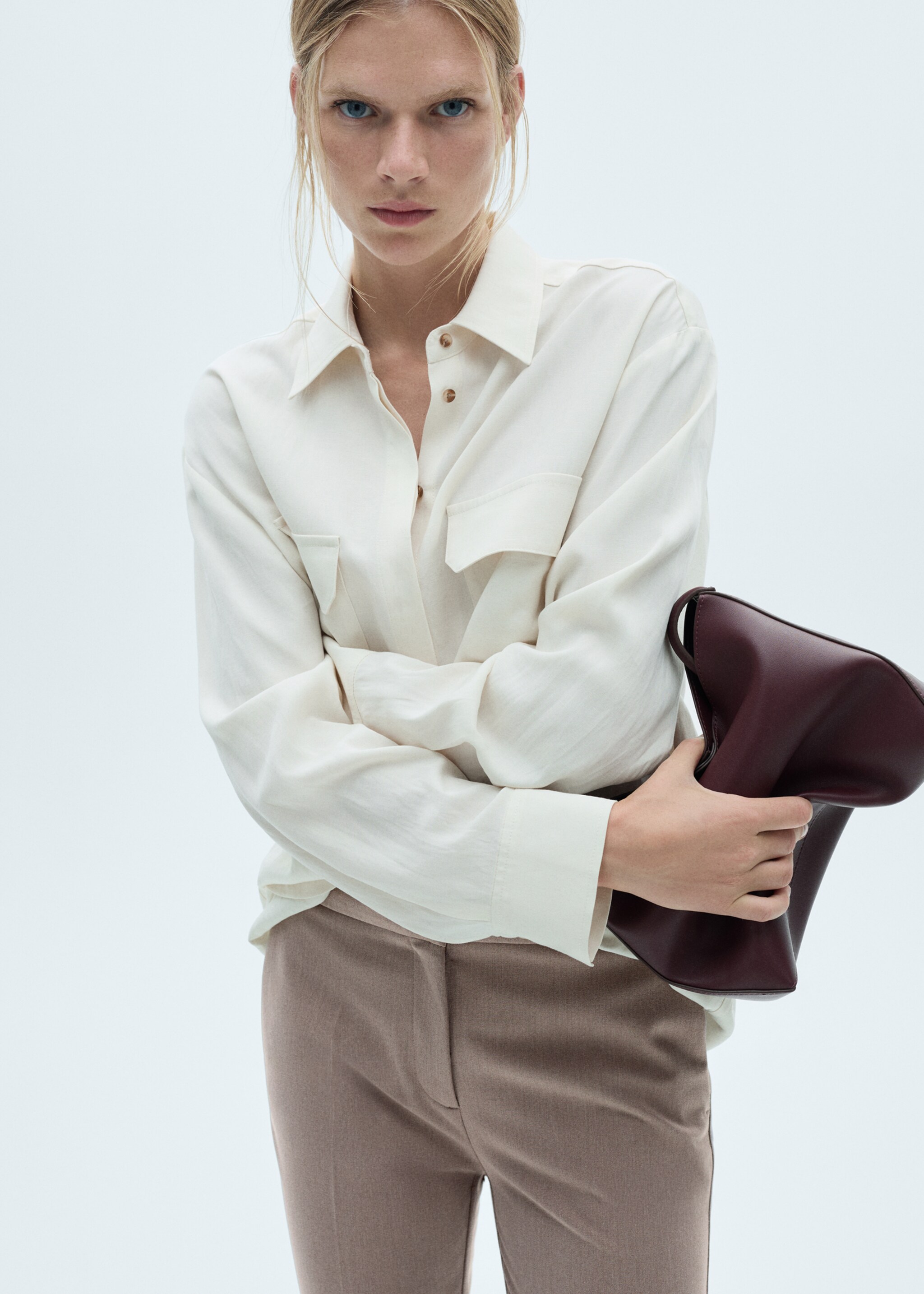 Flared flowing trousers - Details of the article 1, Medium Brown. Ref: 77038266-00.