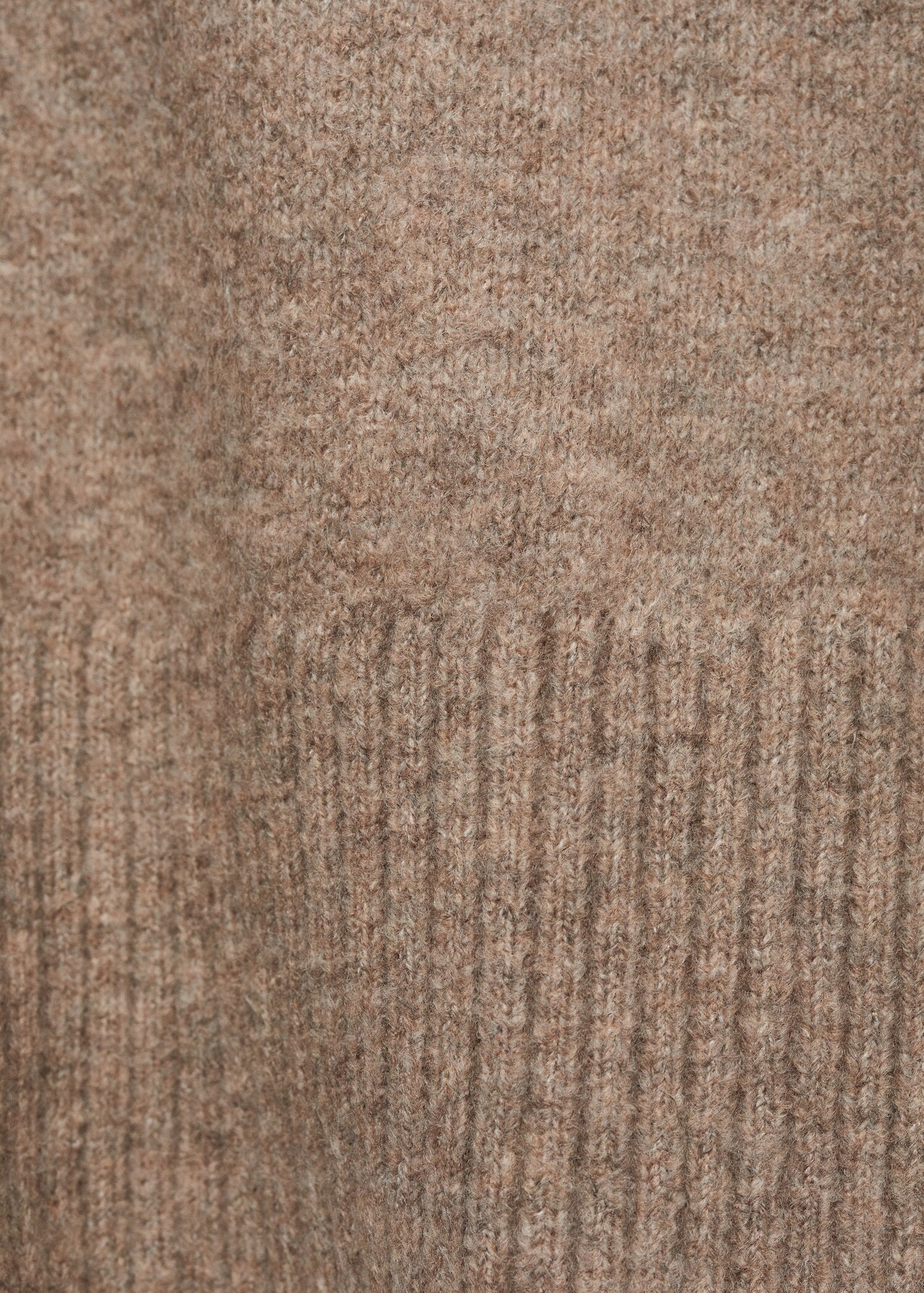 Strickjacke mit Knöpfen - Detail des Artikels 0