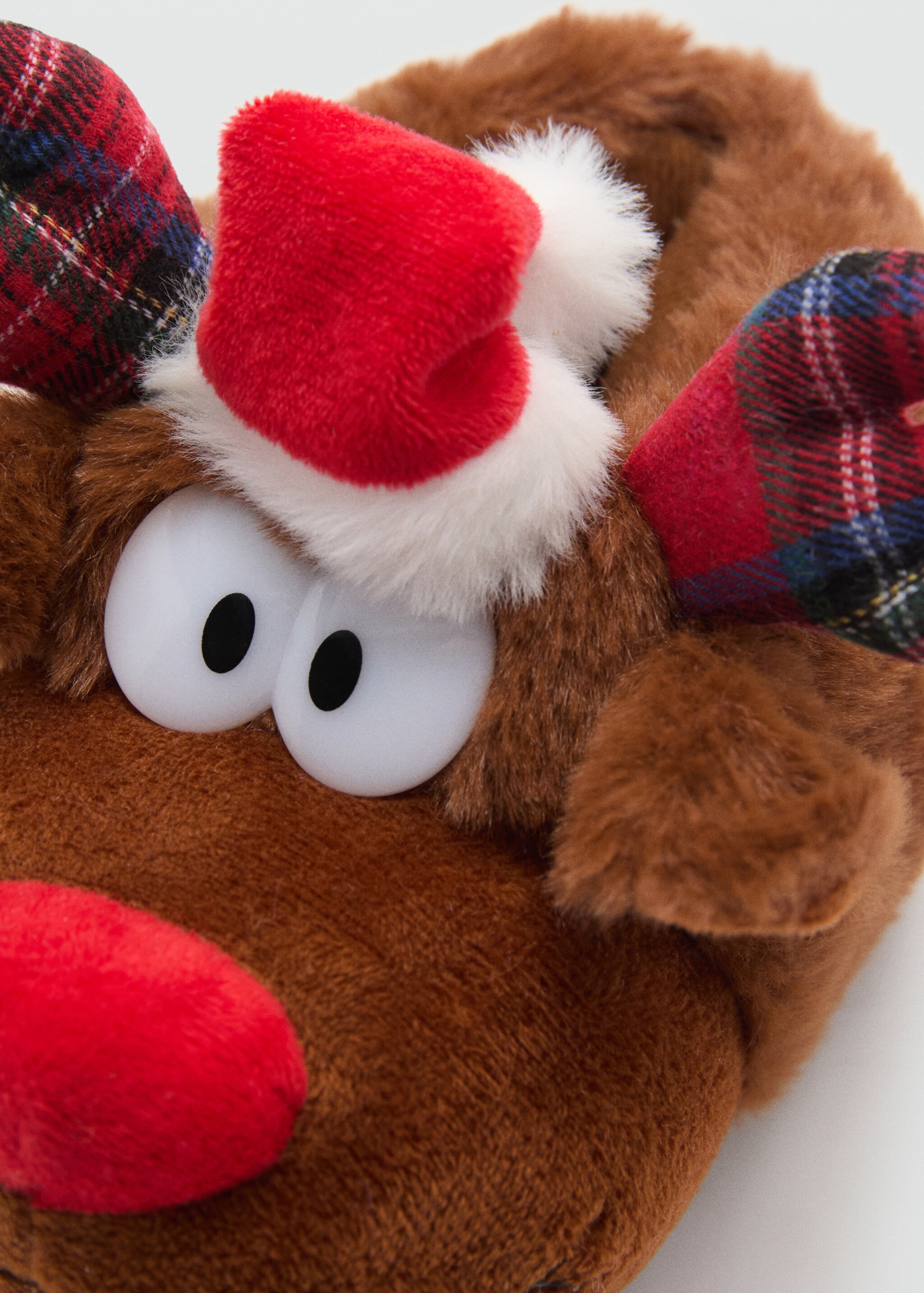 Reindeer slippers - Details of the article 3, Brown. Ref: 77038277-00.