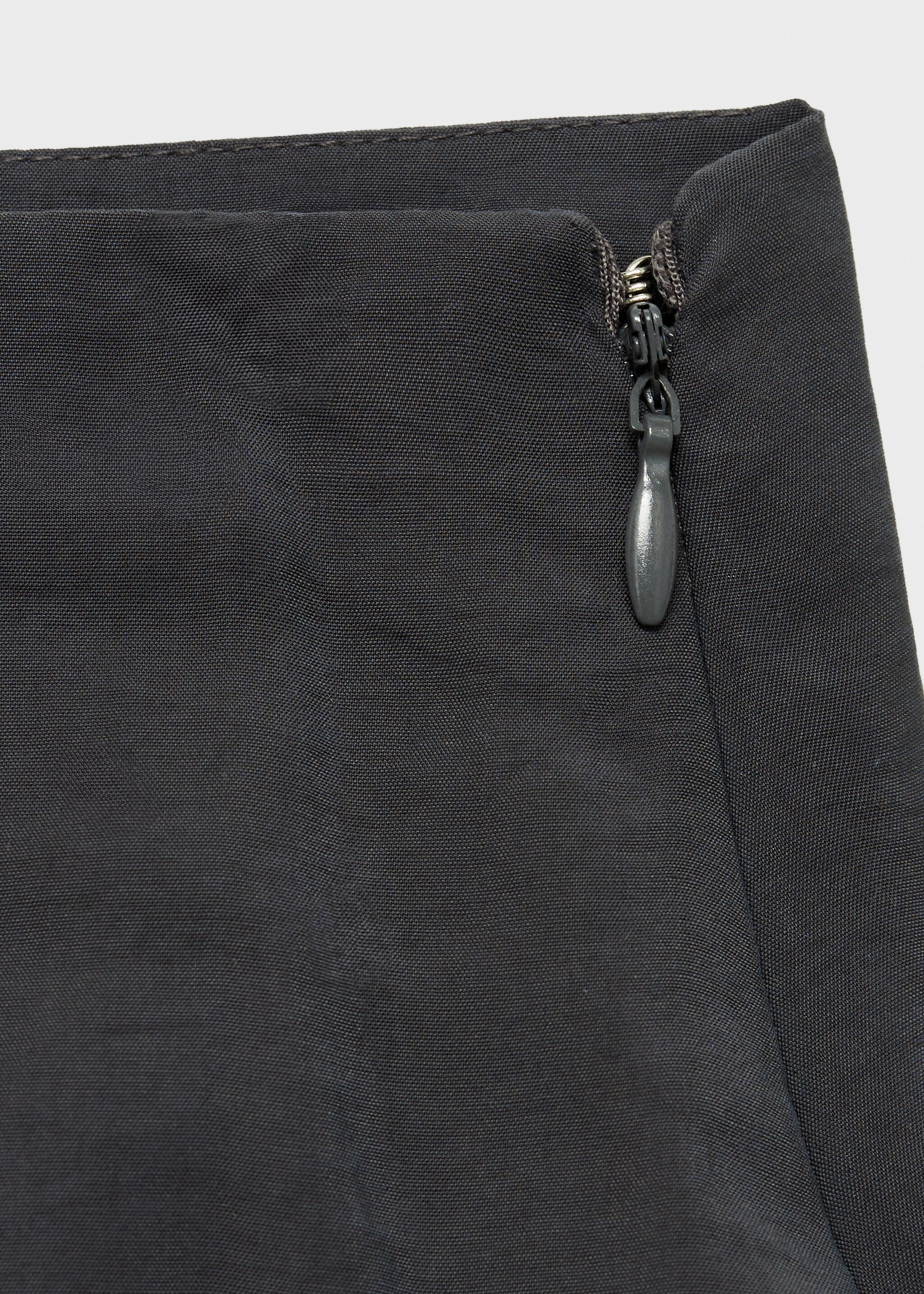 Balloon mini-skirt with zip - Details of the article 8, Charcoal. Ref: 77038281-00.