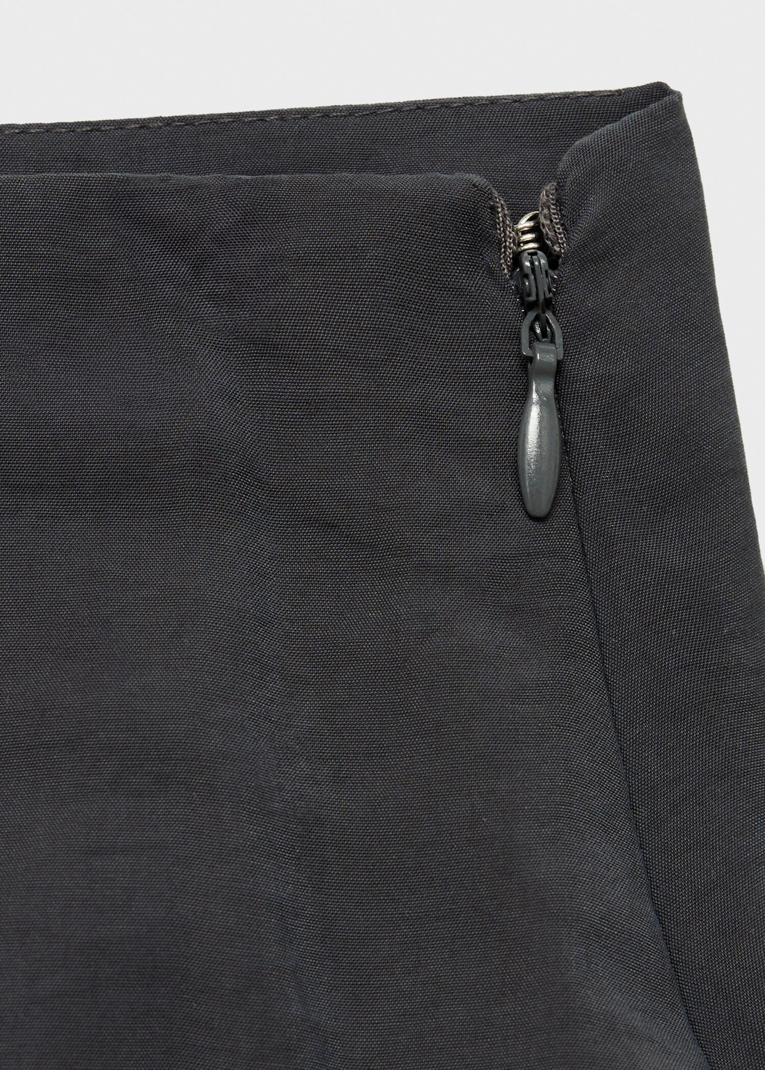 Balloon mini-skirt with zip - Details of the article 8